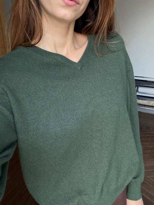 Vintage Cashmere dark green jumper by Emidio Tucci, Designer dark academia sweater, Luxe v-neck winter wear, Super soft knit shirt, Size XL