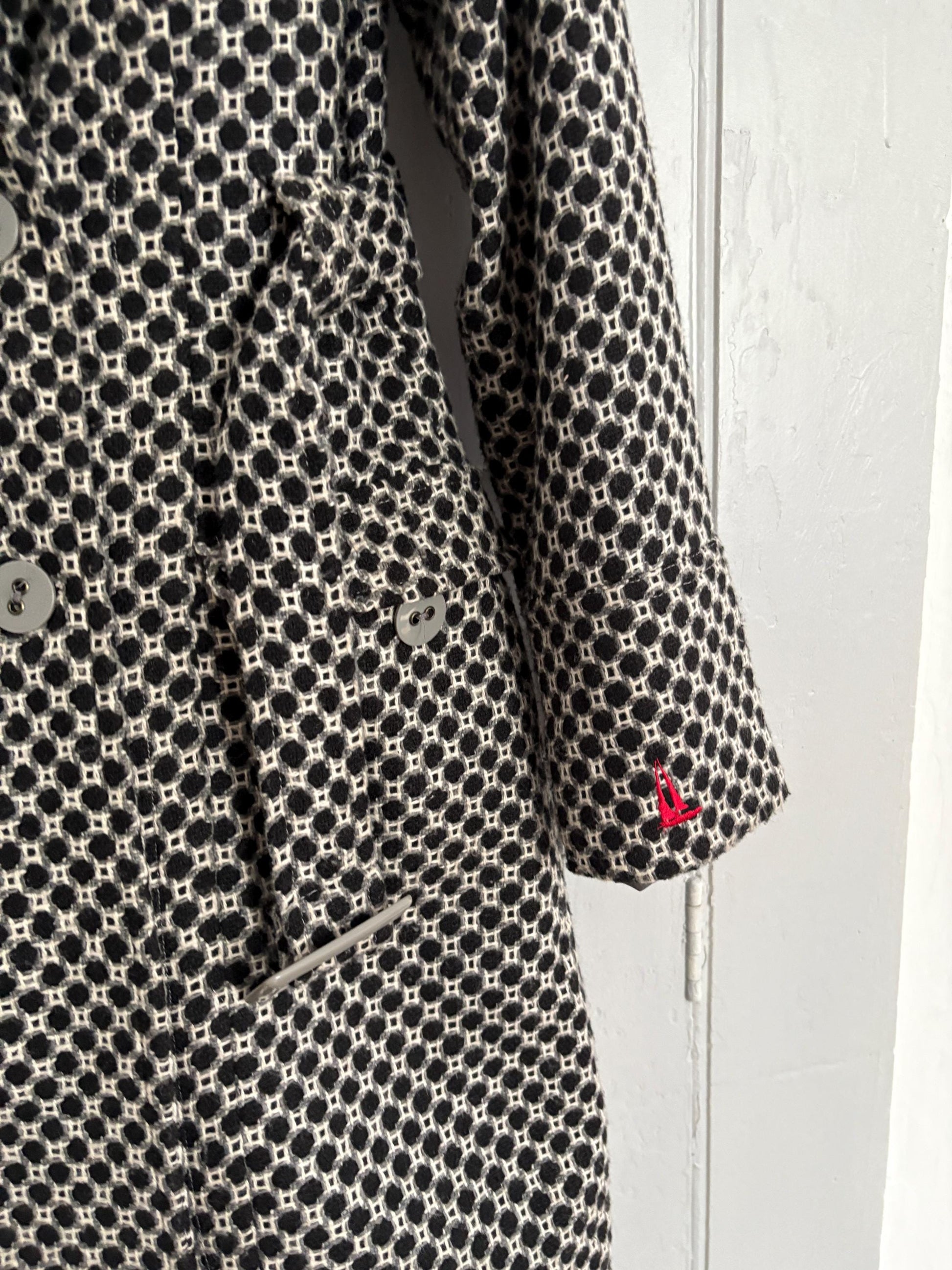Vintage Monochrome Belted Coat | Parisian-Inspired Club AlphaDyenture Statement Jacket | Size S