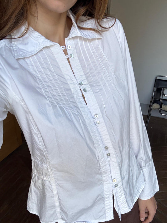Vintage white crisp woman button up shirt with mother of pearl buttons, Size S - EU 36