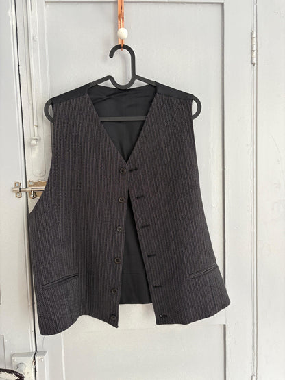 Vintage Black Wool Gilet Made in Italy — additional view 7
