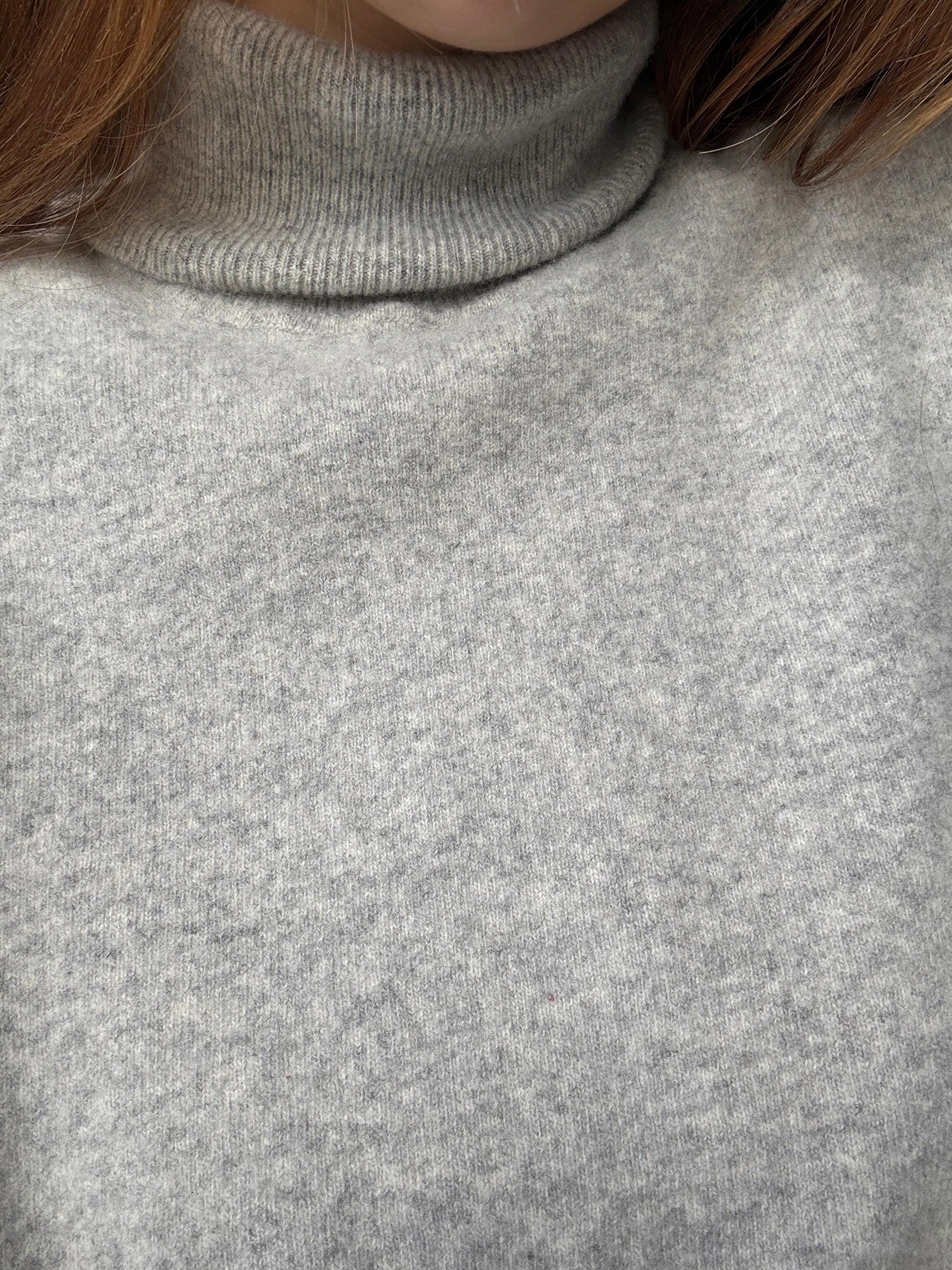 Light academia NON ITCH grey wool turtleneck sweater, Vintage light grey elegant jumper, Wool winter sweater, Cozy autumn knit, Size S