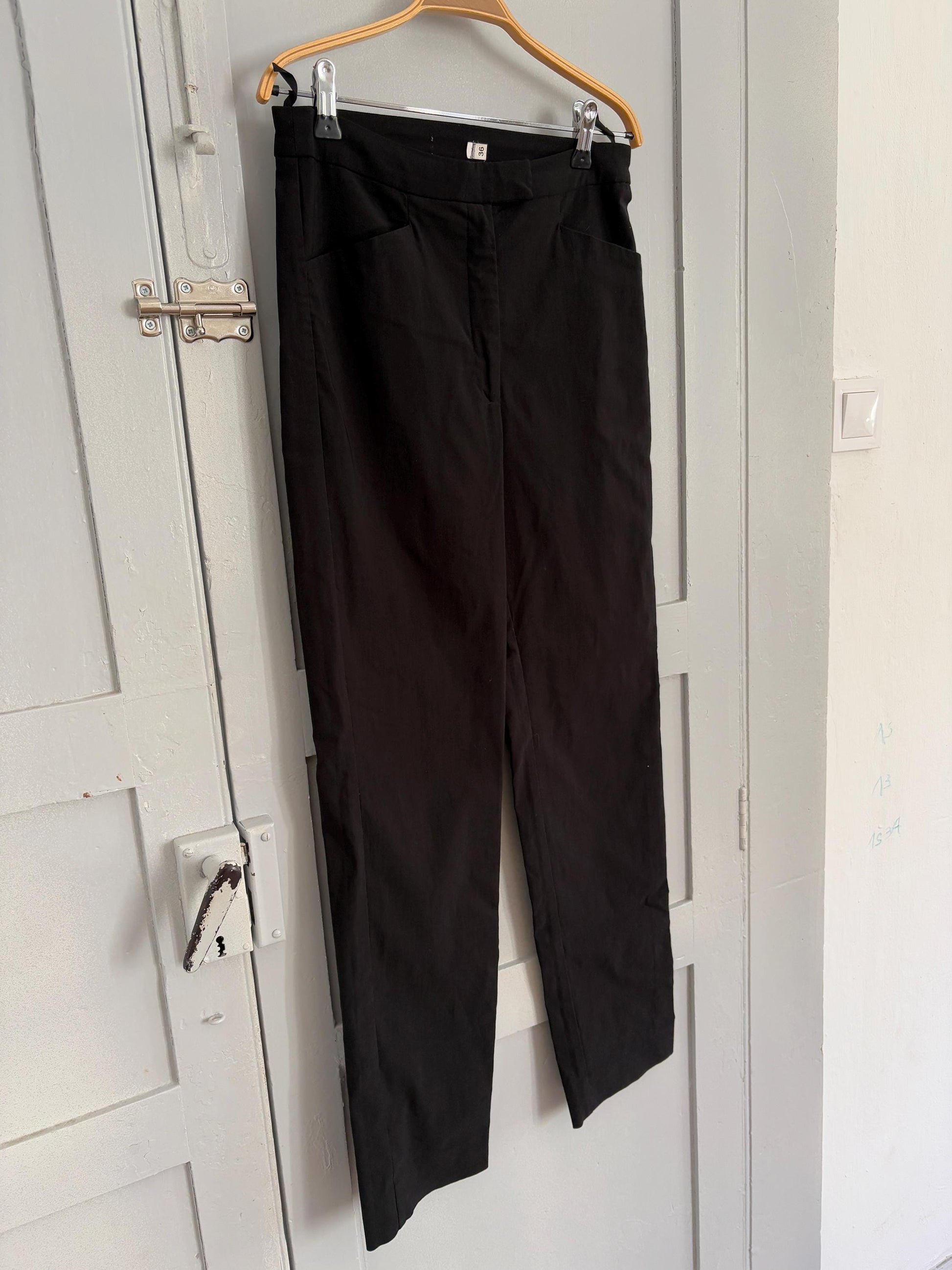 Vintage black mid waist trousers, Basic girl simple retro stretchy pants
