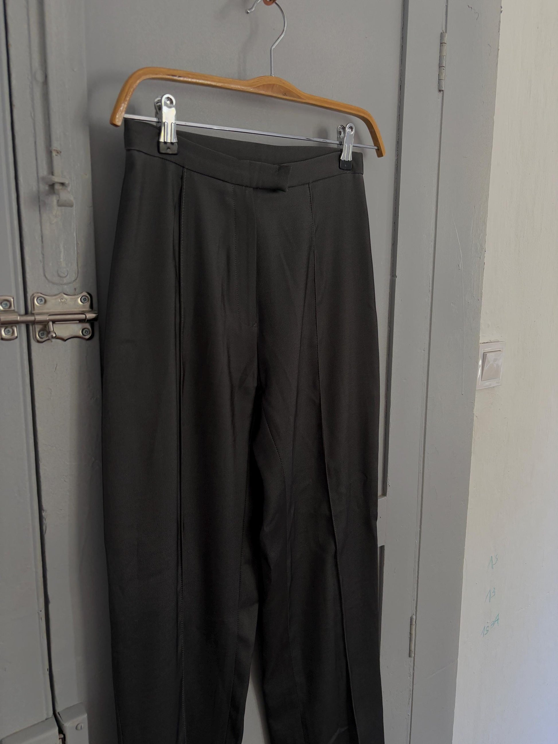 Amazing vintage shiny grey italian design trousers for women