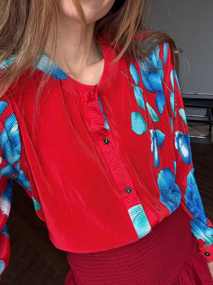 Vintage Red & Blue Floral Blouse — detail