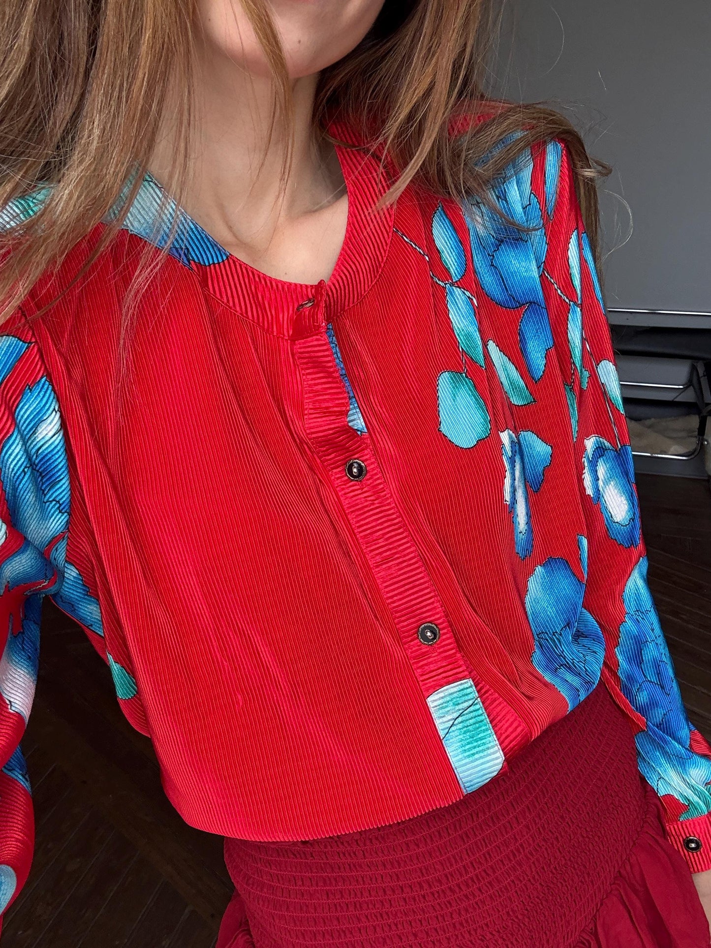 Vintage Bold Floral Blouse – Red & Blue Statement Shirt