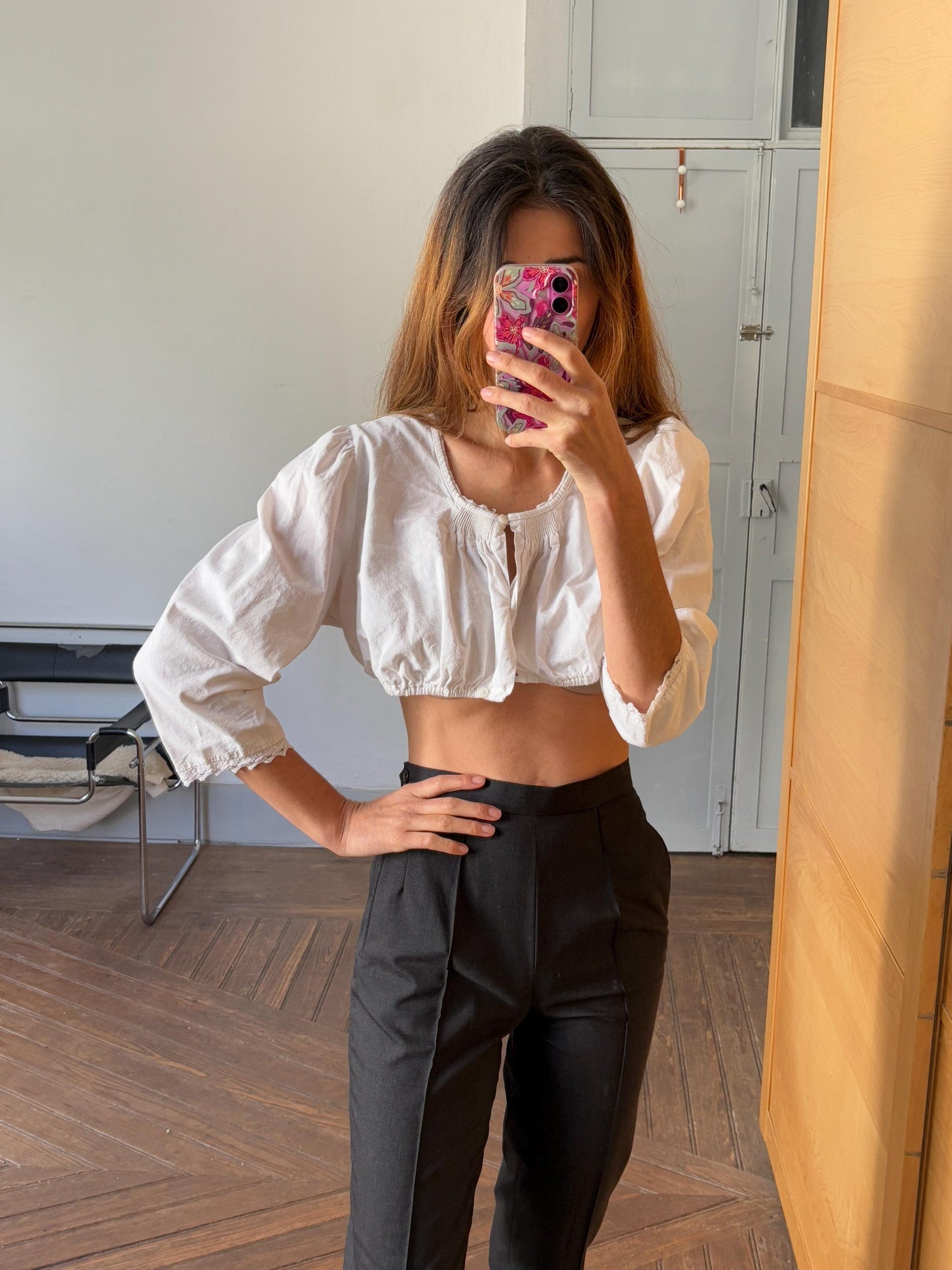 Vintage white romantic crop top, German folklore white puff sleeve dirdnl top, French antique cottage core blouse,