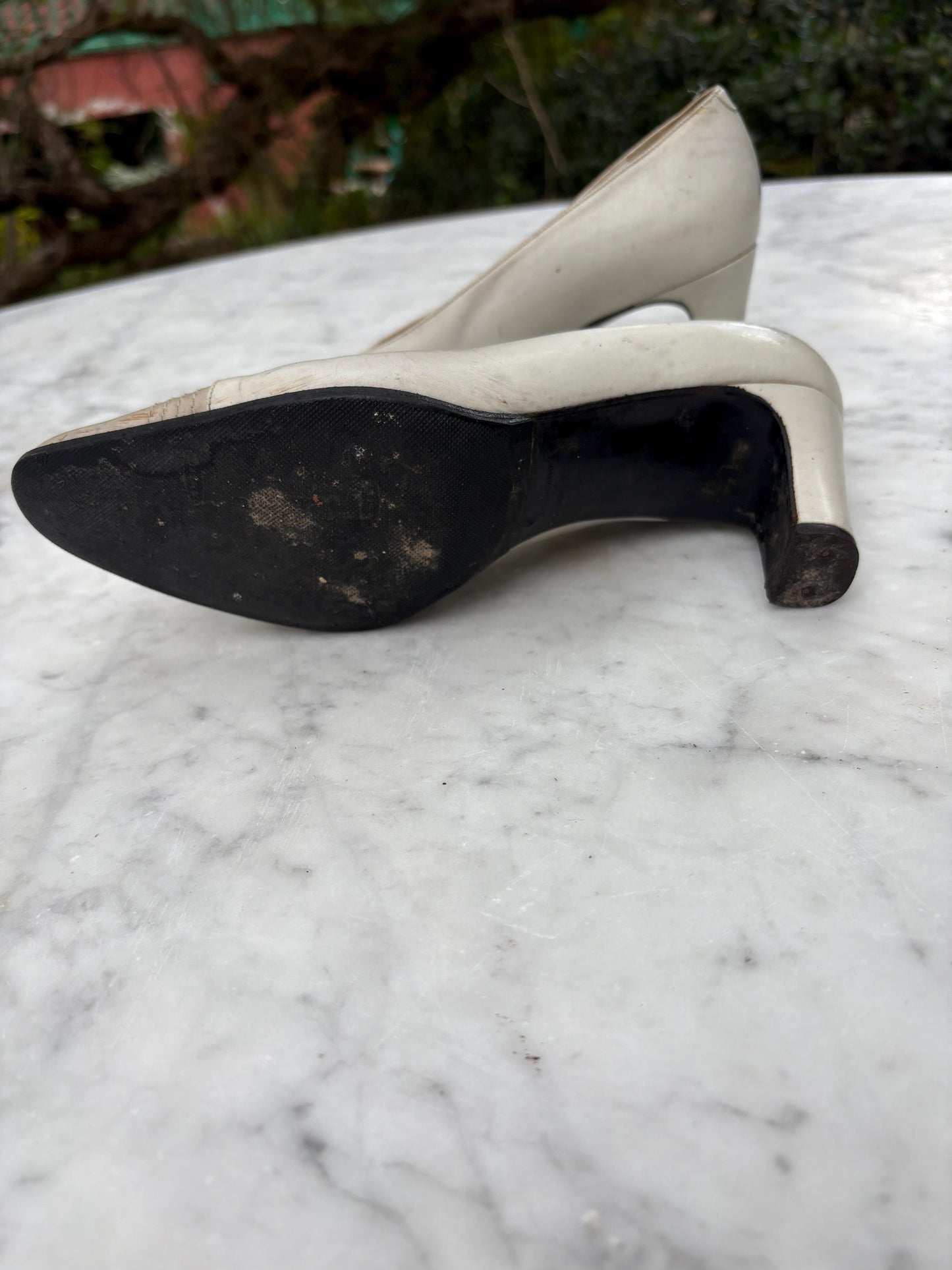 Vintage Balenciaga Heels | White Leather Two-Tone Pumps | Size 37 | Made in Spain