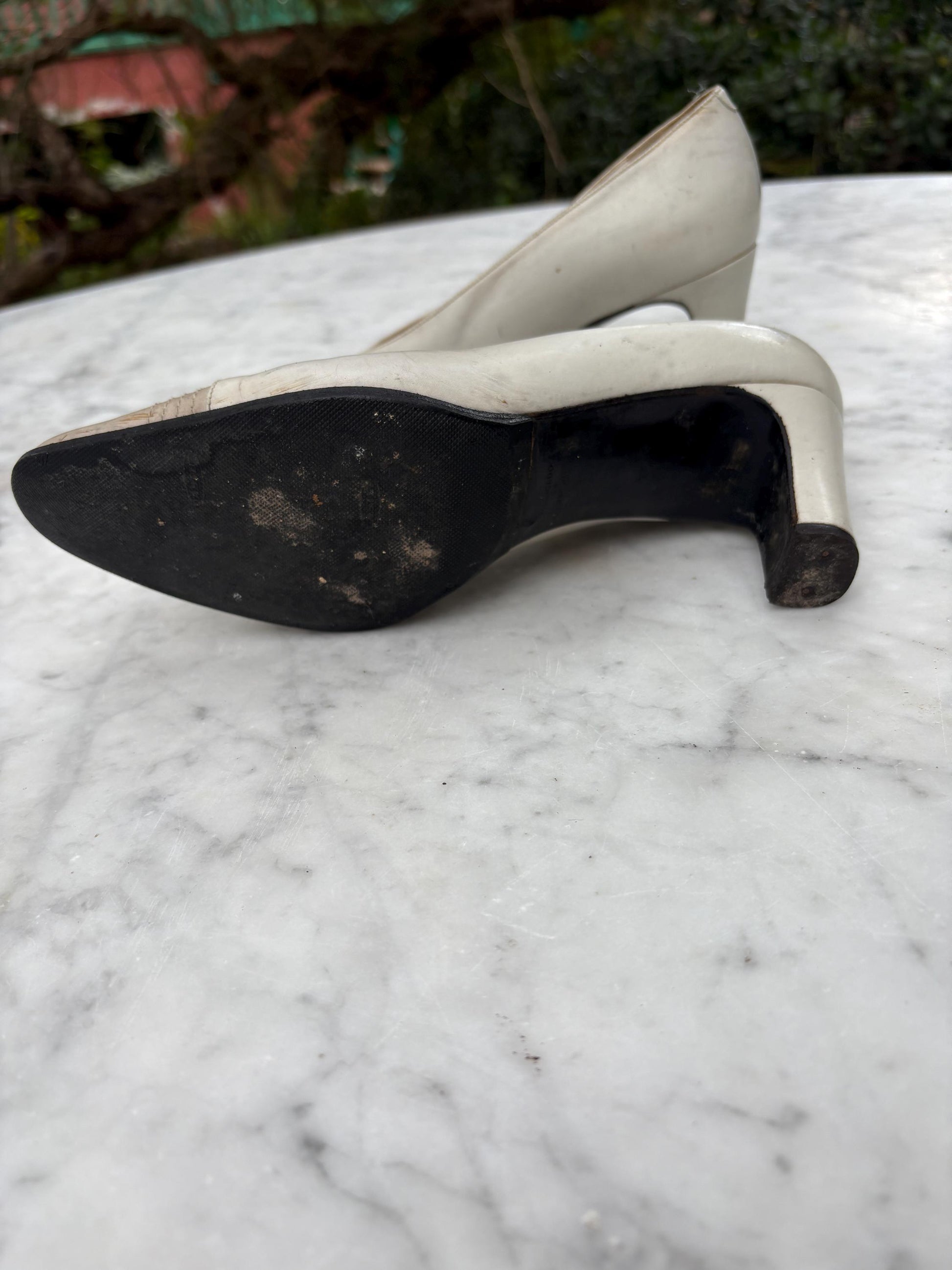 Vintage Balenciaga Heels | White Leather Two-Tone Pumps | Size 37 | Made in Spain