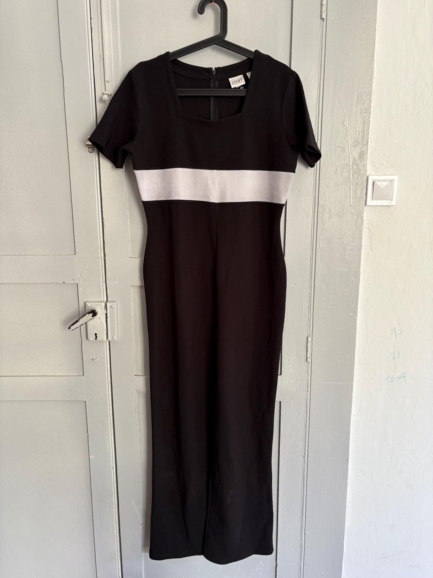 Vintage 80s black and white Jumpsuit by Apart Impressions, One of a kind Retro long pants jumpsuit, loose fit play outfit, Size 10