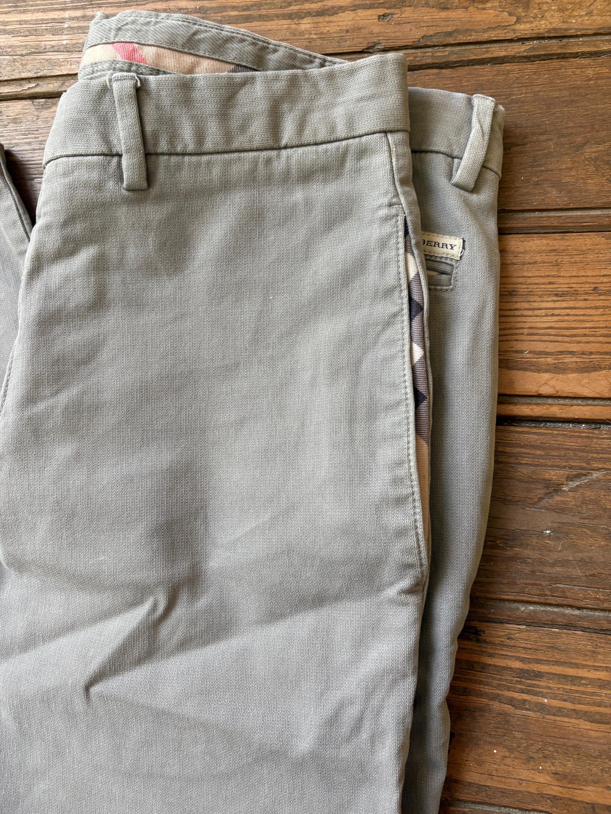 Vintage Burberry London MEN pants, Grey - Beige High luxury brand second hand trousers, Slim fit cotton pants, Size 46
