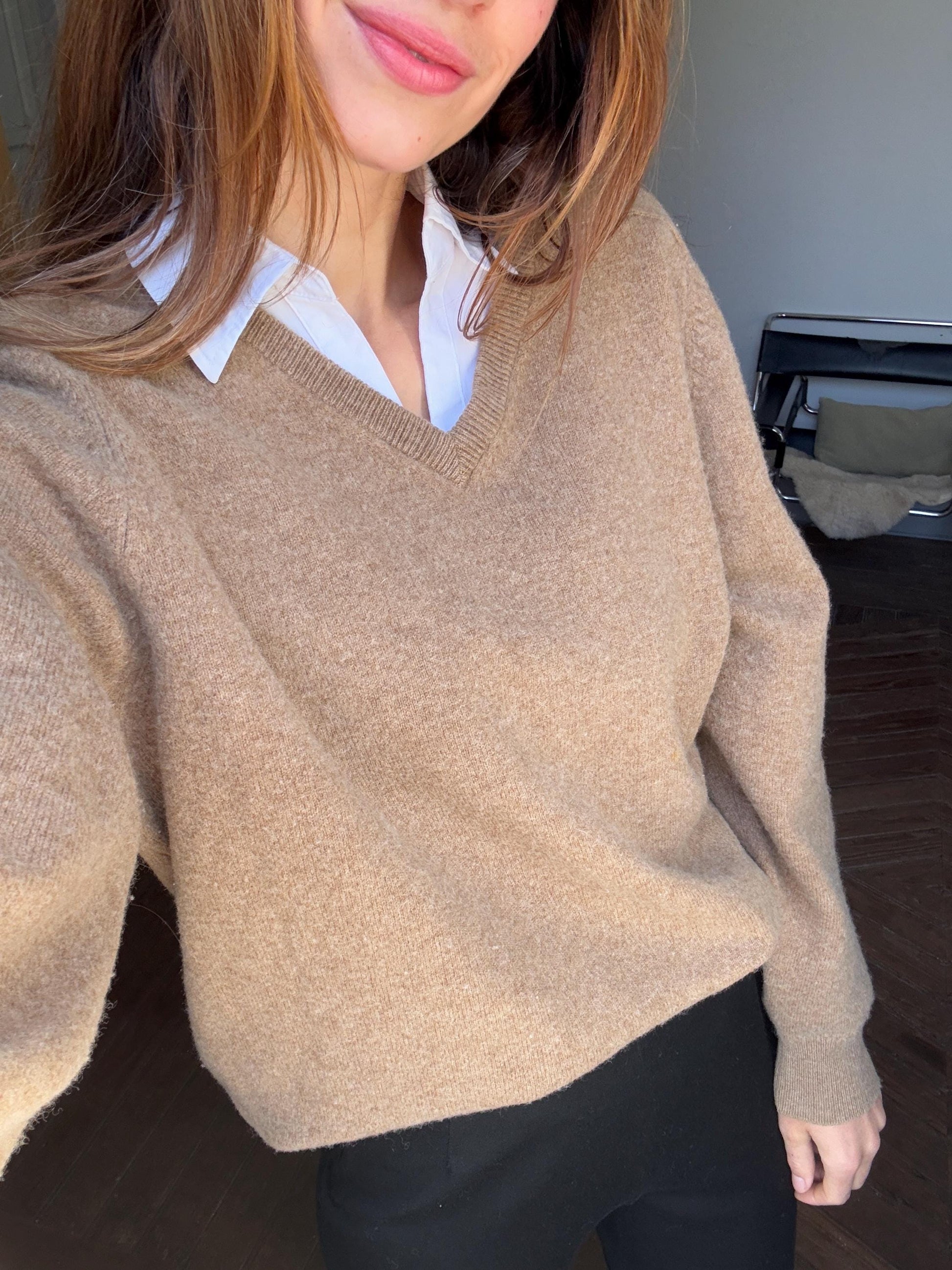 Light academia vintage brown pullover, 100 % lambs wool winter sweater, Cozy tan autumn knit, Size M
