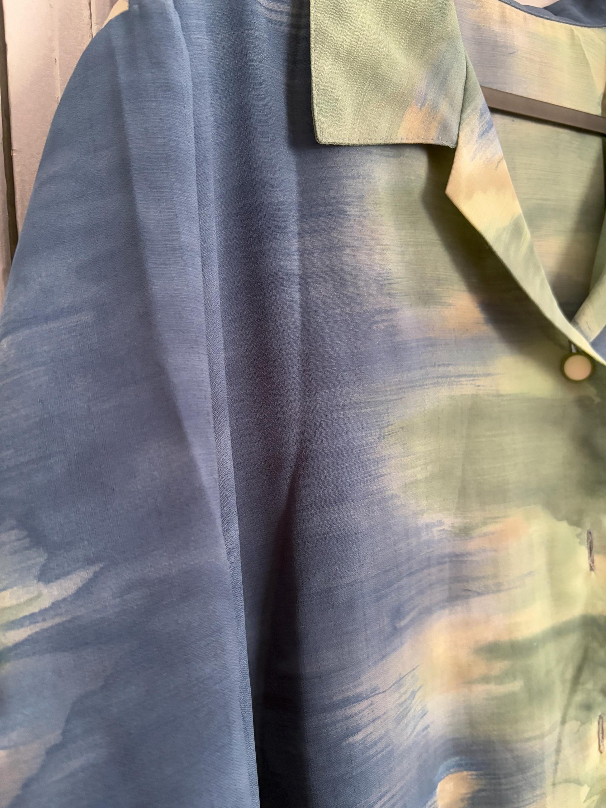 Vintage retro women's blouse, Abstract 70s woman shirt, Cropped summer blouse, Blue tie dye pattern shirt, Colourful flashy top