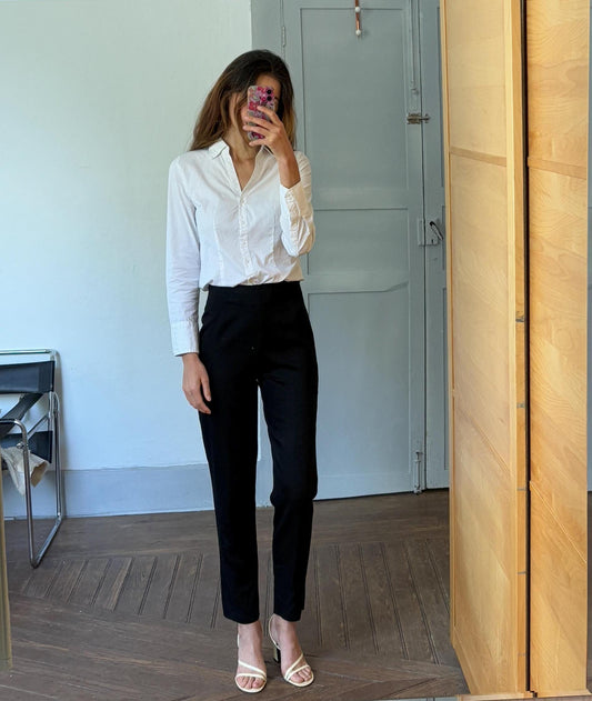 White professional work button up shirt, Crisp Blouse, Danish Style, Formal work wear, luxury Fit, S