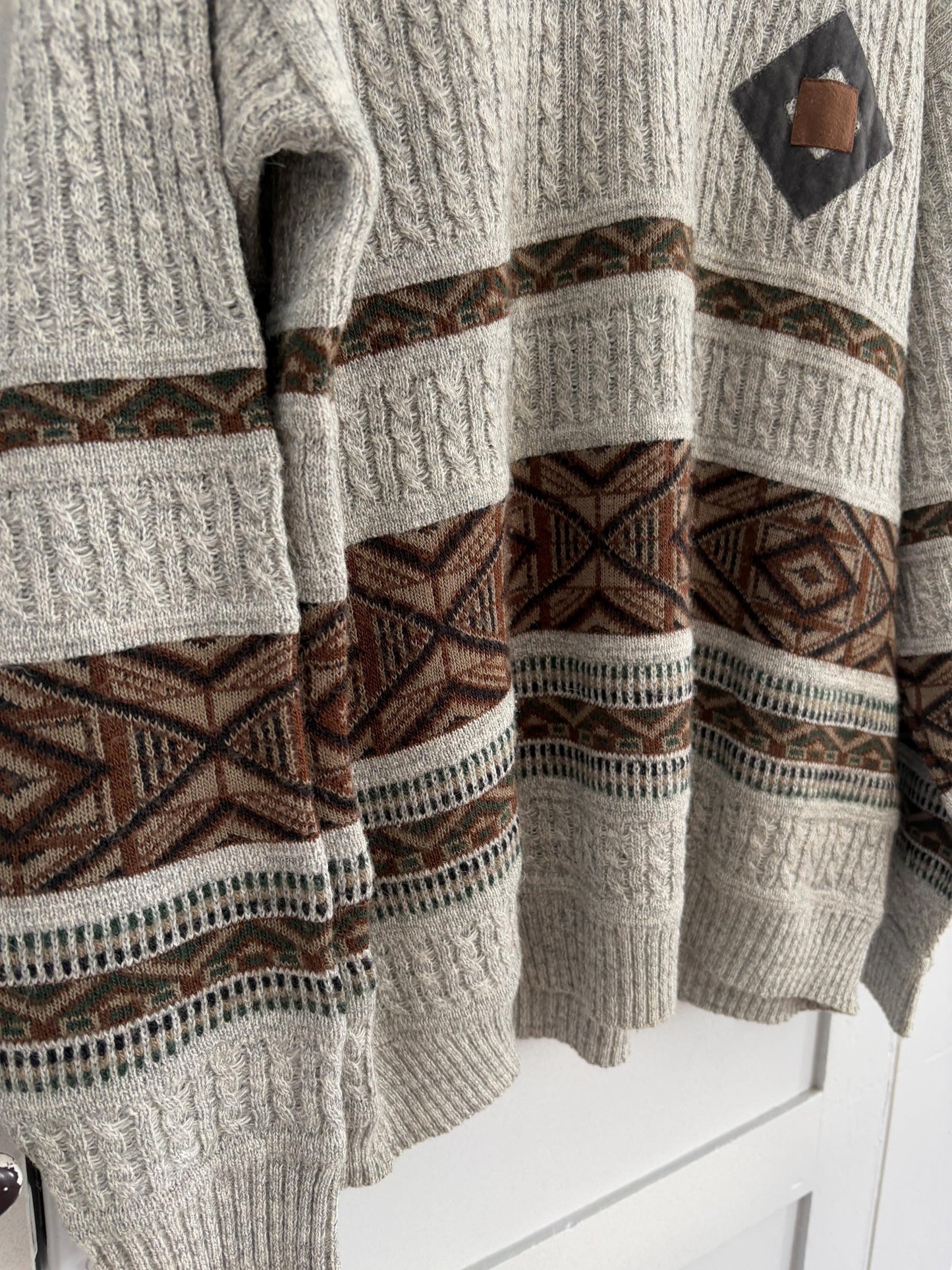 Vintage Light Grey Wool-Alpaca V-Neck Jumper — additional view 8