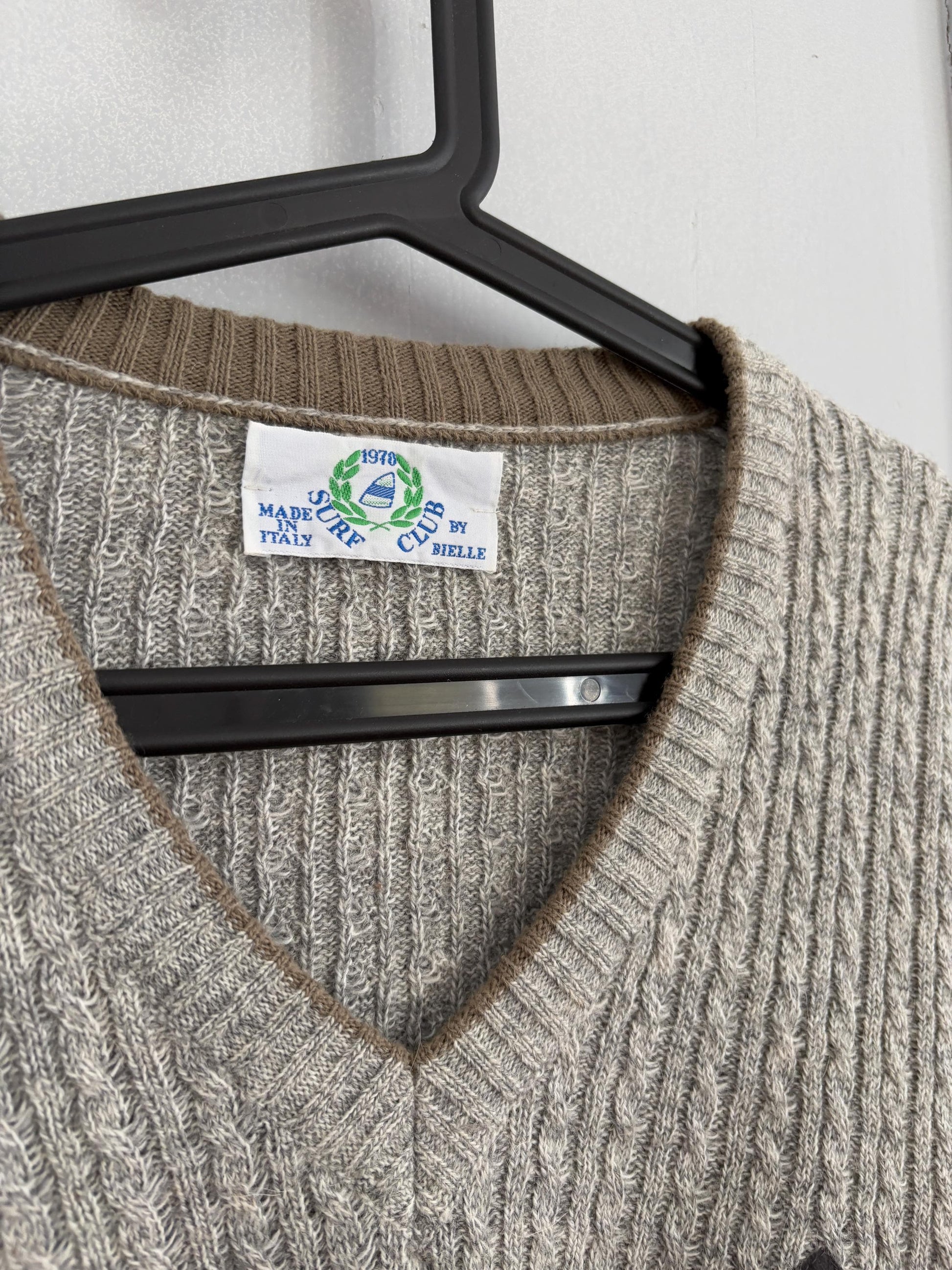 True Vintage light grey jumper by Surf Club, Wool and alpaca blend v neck pullover, Made in Italy retro knit vest