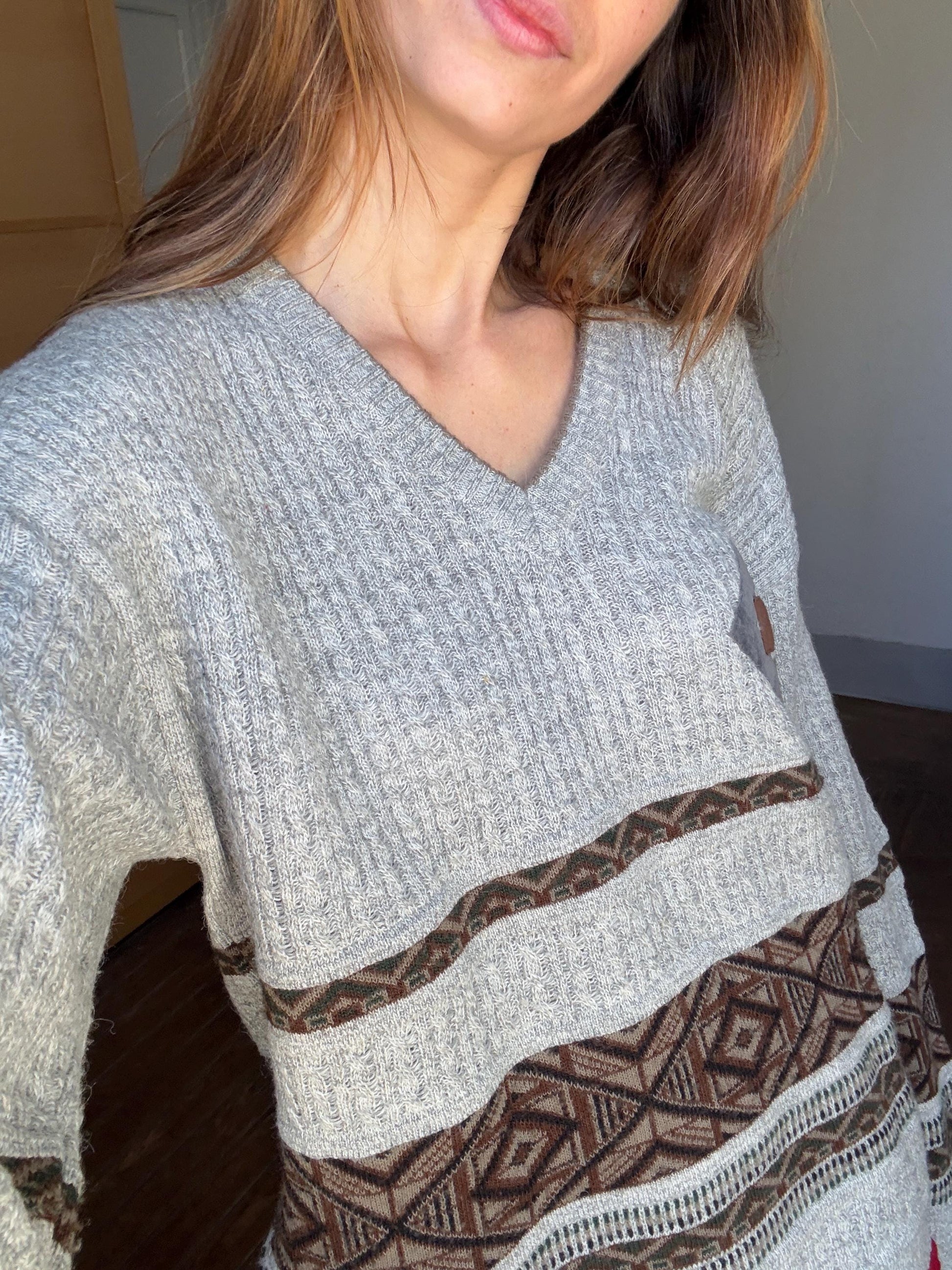 True Vintage light grey jumper by Surf Club, Wool and alpaca blend v neck pullover, Made in Italy retro knit vest