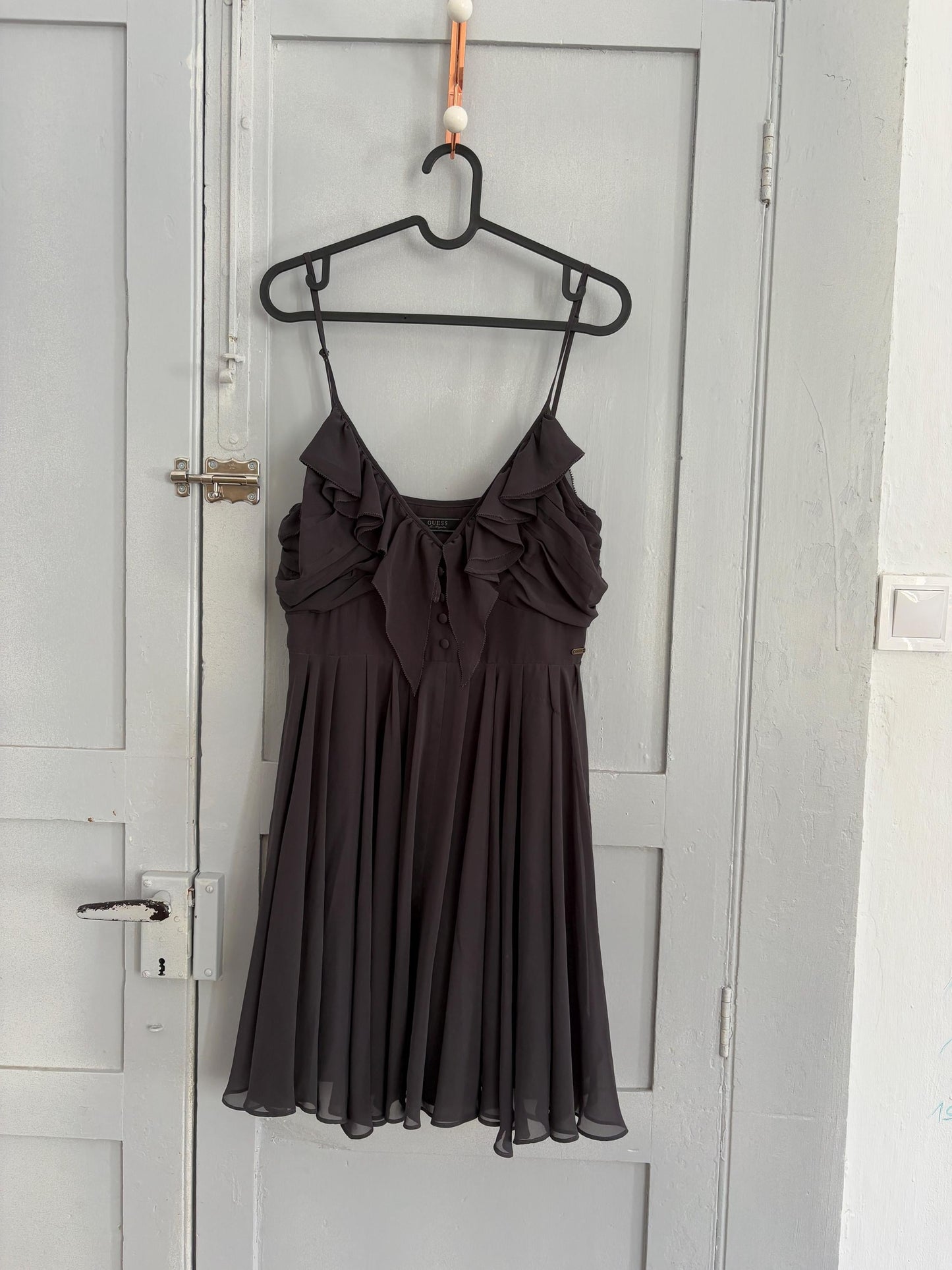 Vintage Guess grey Babydoll dress, Ruffled V neck playful summer dress, Date night cute mini dress