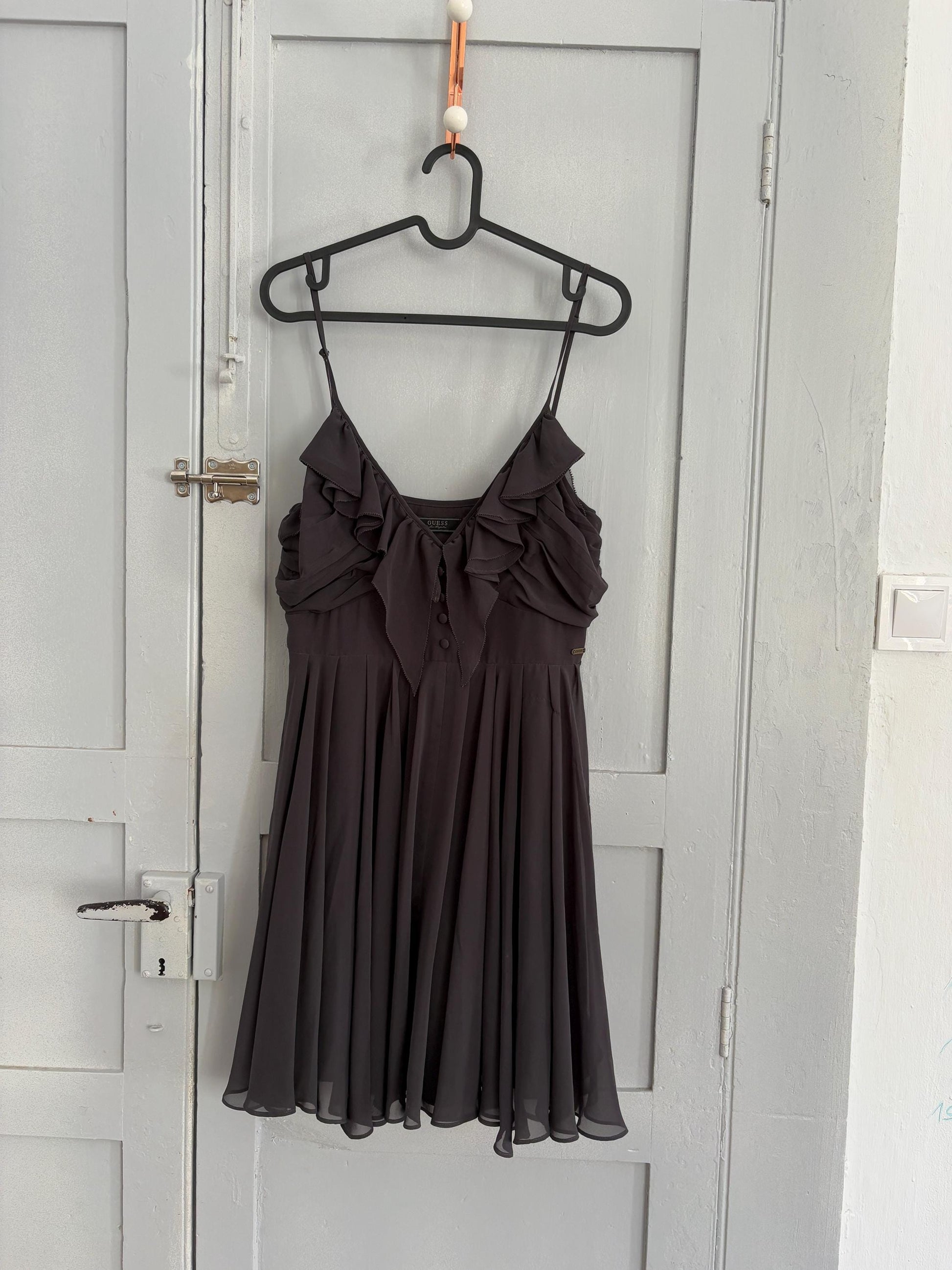 Vintage Guess grey Babydoll dress, Ruffled V neck playful summer dress, Date night cute mini dress