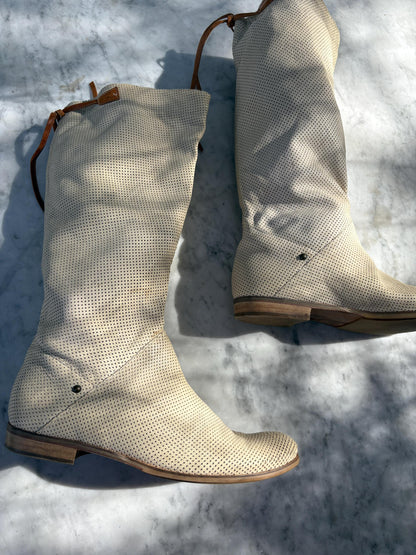 Vintage White Leather Boots, Made in Italy — back view