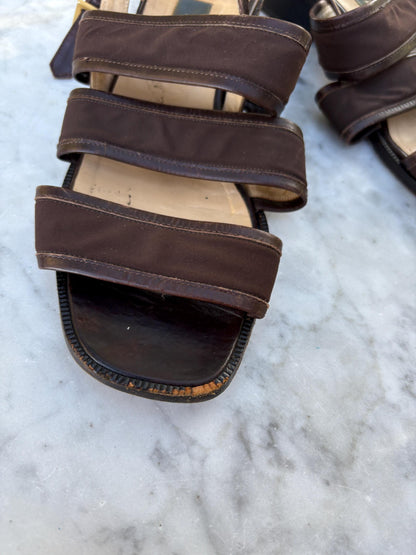 Vintage Dark Brown Leather Sandals — fabric close-up