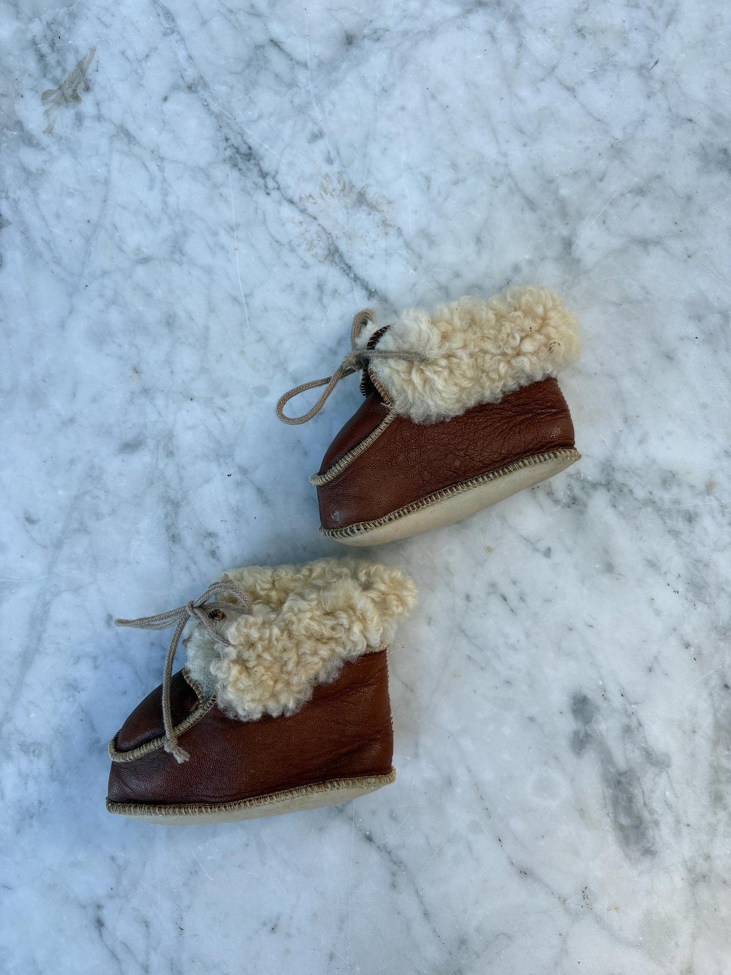 Baby Sheepskin Booties, Leather Wool Baby Shoes, Handmade Infant Winter Boots, Soft Sole Newborn Slippers, Warm Baby Moccasins