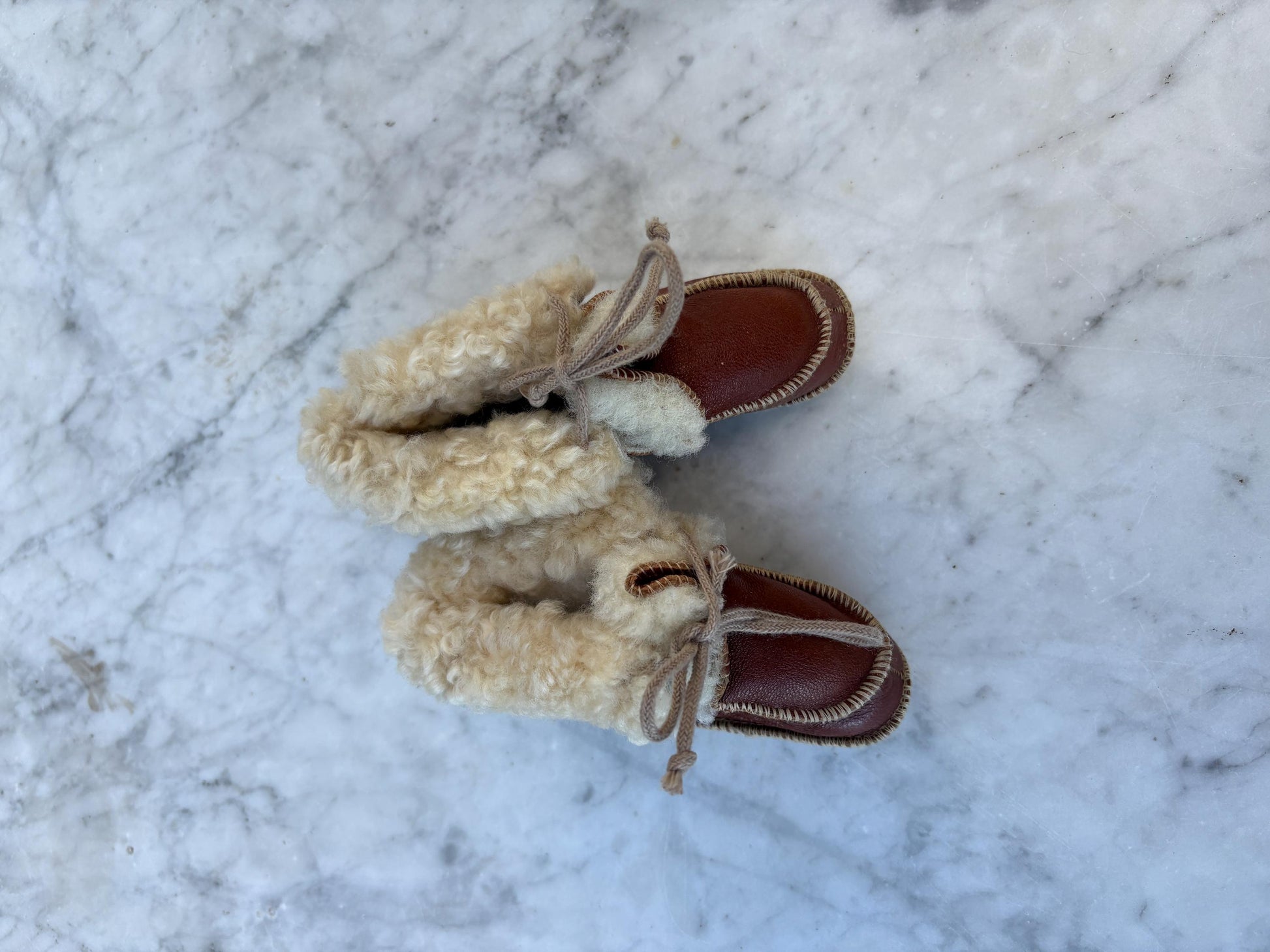 Baby Sheepskin Booties, Leather Wool Baby Shoes, Handmade Infant Winter Boots, Soft Sole Newborn Slippers, Warm Baby Moccasins