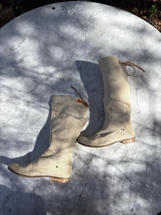 Vintage white leather boots, Made in Italy shoes, Size women 41