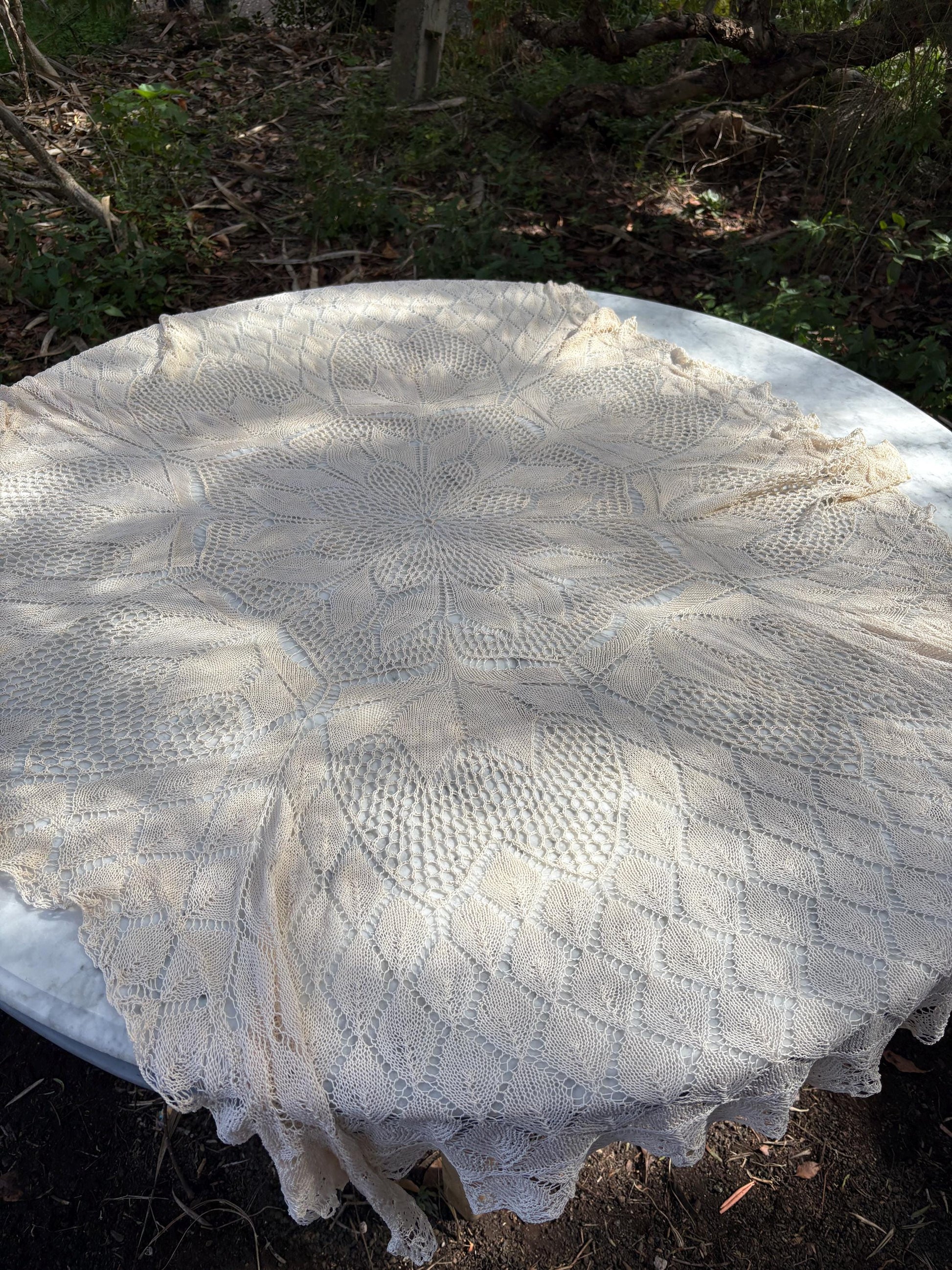 Handmade Crochet Lace Blanket, Round Lace Tablecloth, Vintage Boho Bedspread, Openwork Lace Throw, Shabby Chic Sofa Cover, Cottagecore Decor