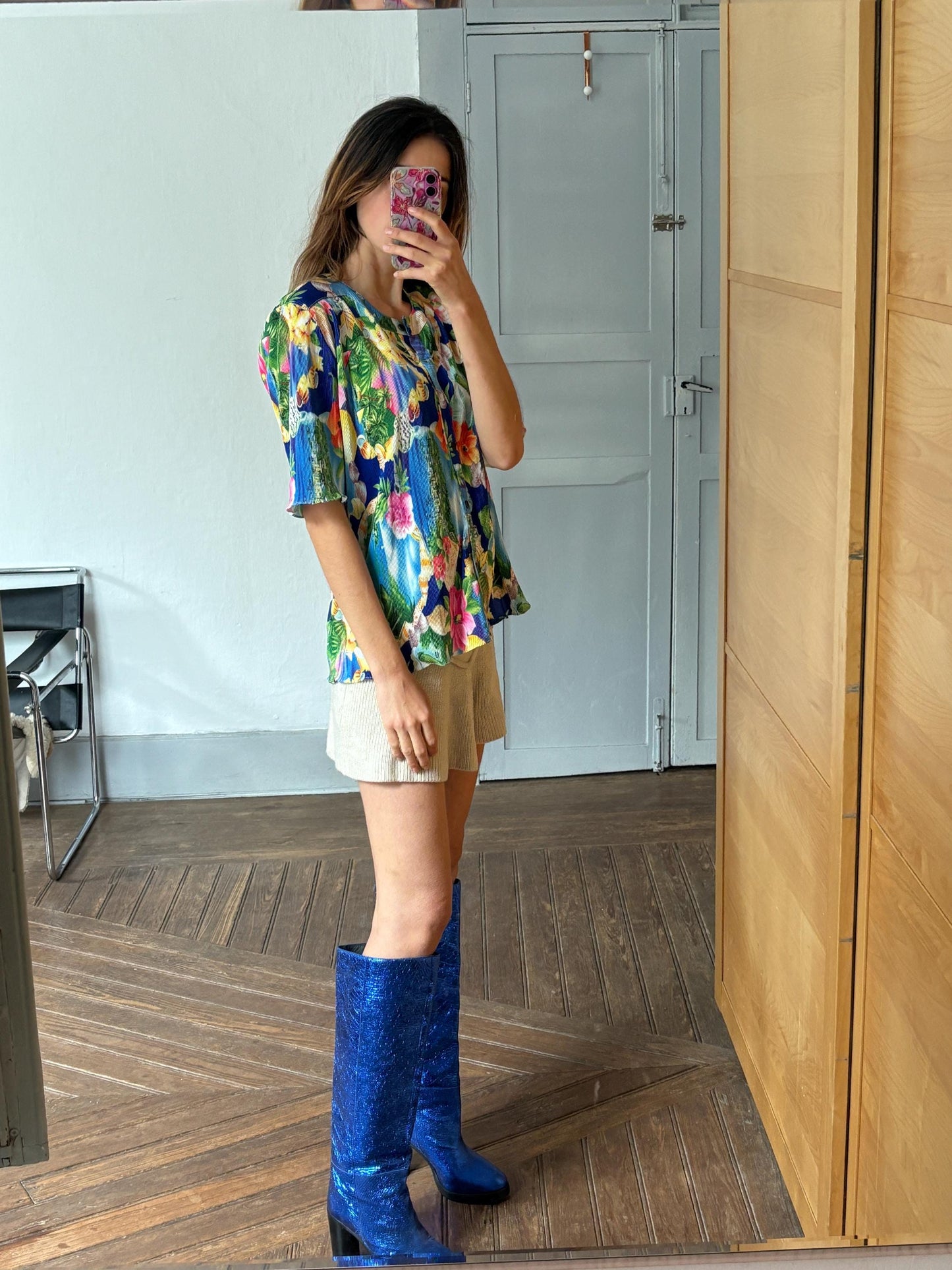 Vintage tropical floral woman camisole, 60s flower top, Short sleeve colourful feminine summer clothing