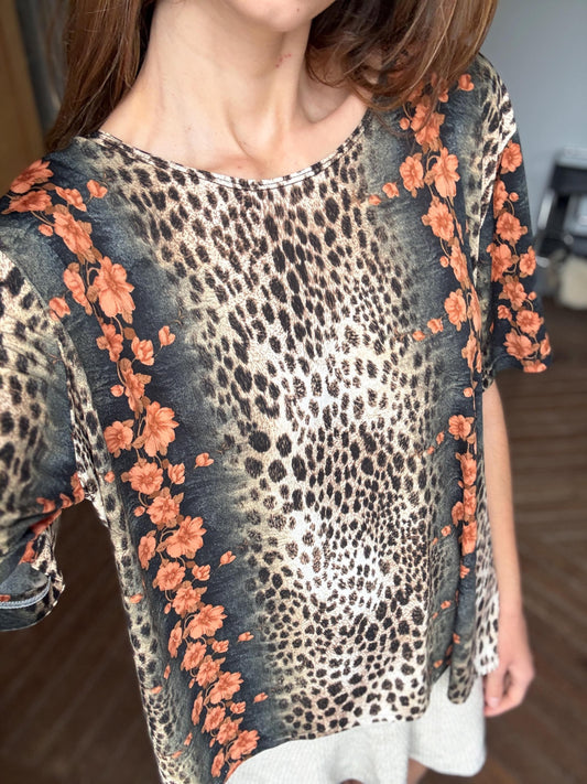 Leopard Print Floral Blouse, Bold Animal Print Top, Oversized Loose Fit Shirt, Vintage Statement Blouse, Women’s Size L, Boho Chic Fashion