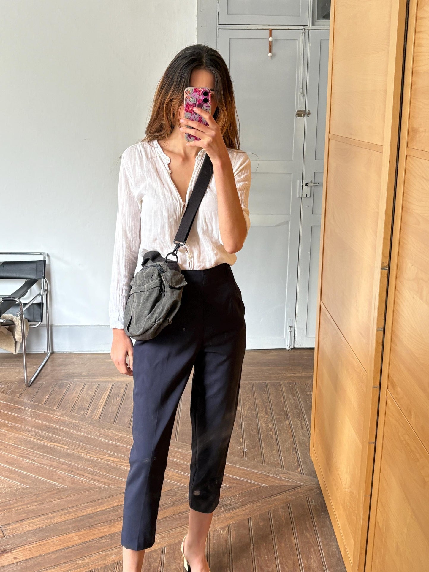 Vintage Grey KIPLING Crossbody Bag — detail