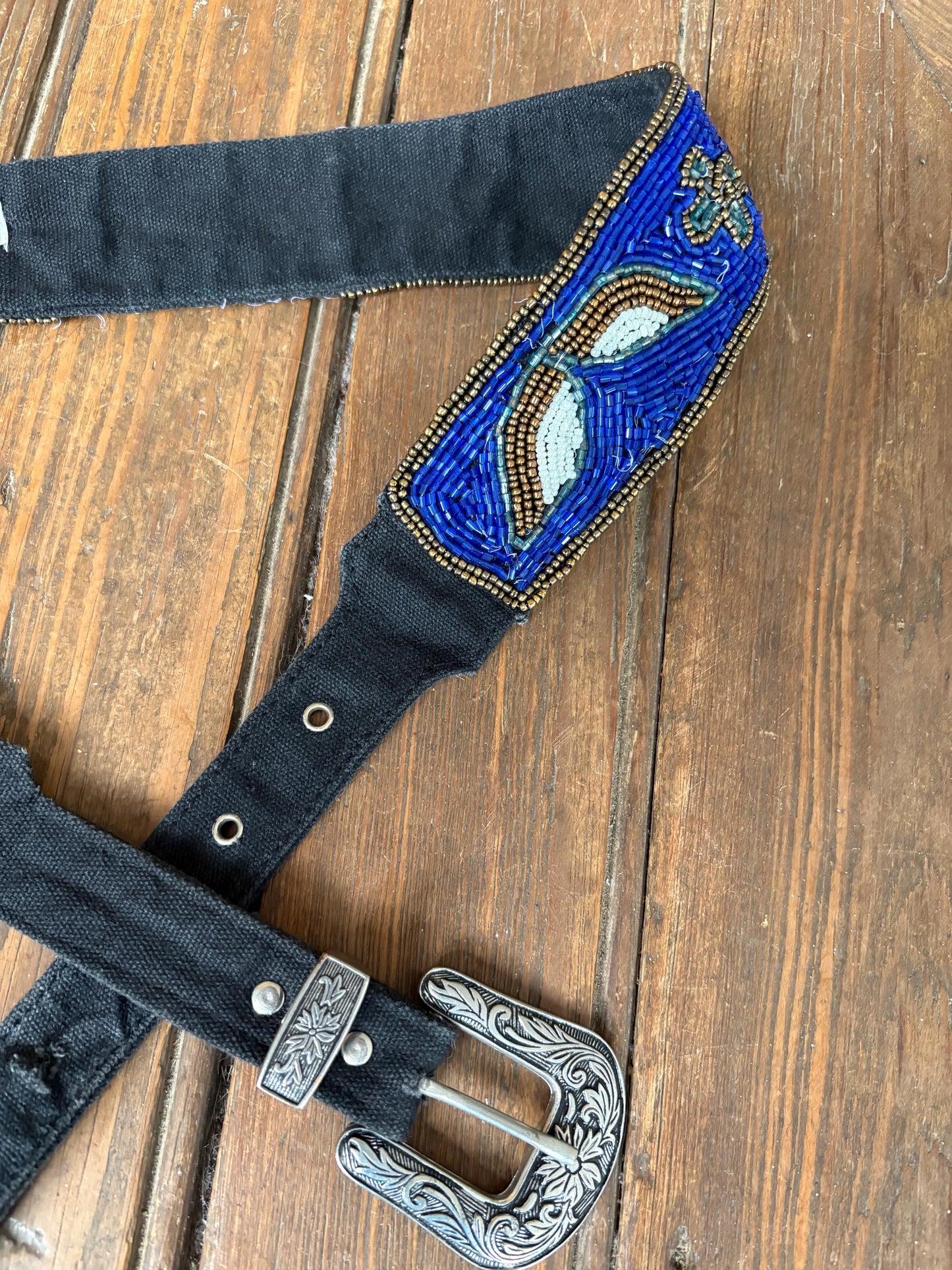 Vintage Beaded Western Belt – Lola Casa de Munt – Blue Floral Embroidery – Silver Buckle – Boho Statement Piece – Unique & Stylish