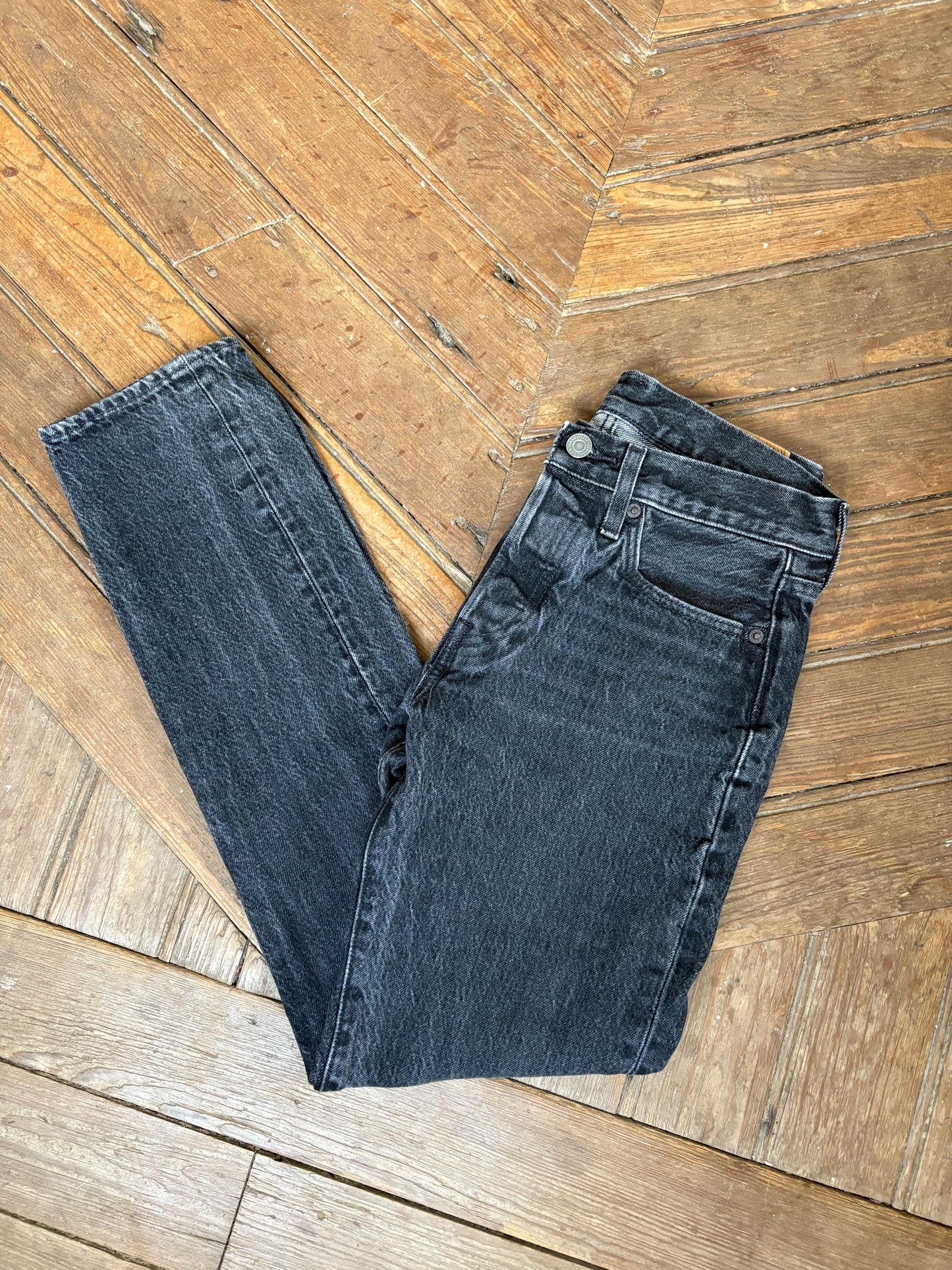 Vintage Levi’s Skinny Jeans – Washed Black / Dark Grey