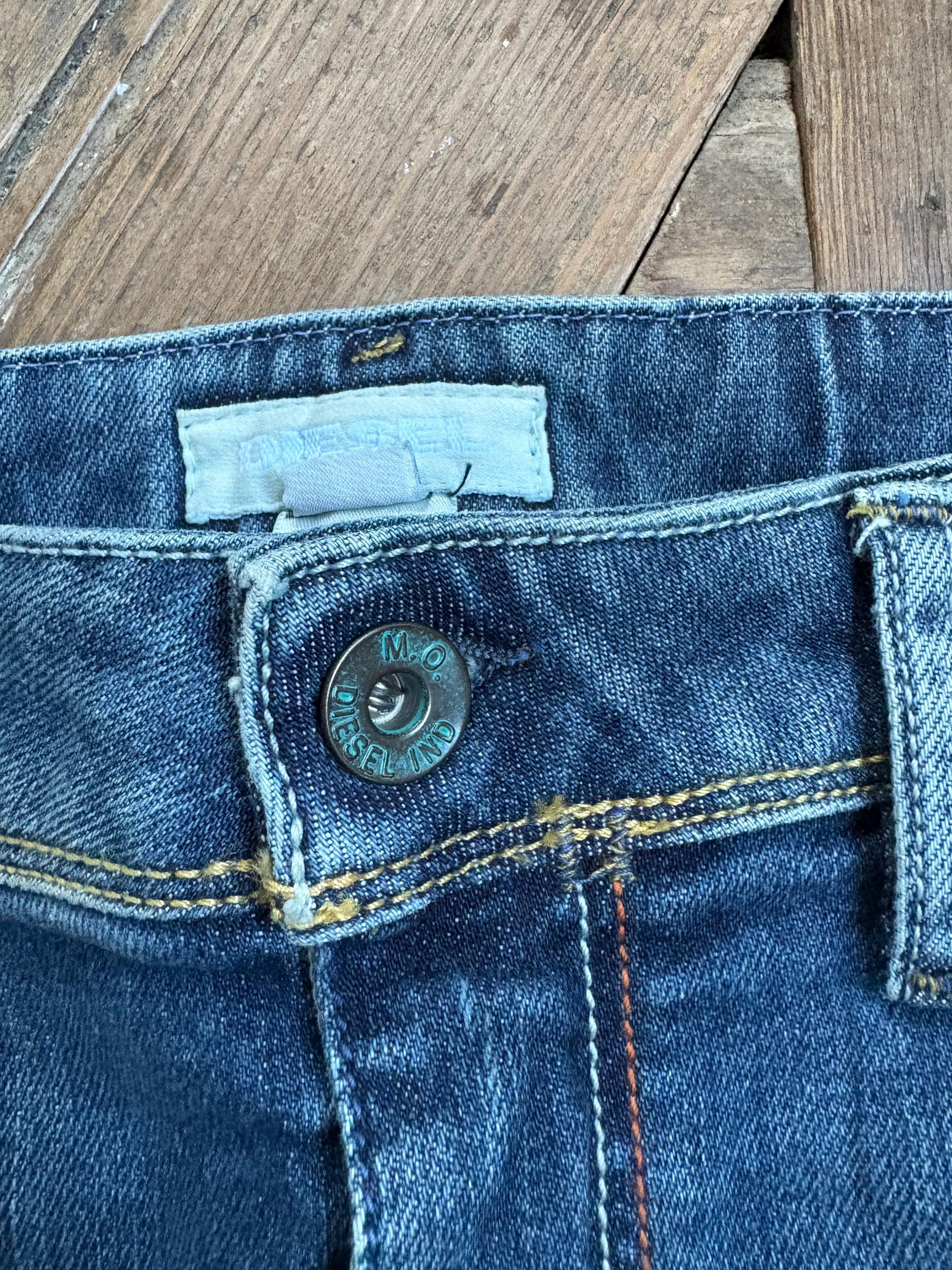 Vintage Diesel Denim Skirt – Y2K 90s Aesthetic, Stretch Denim, Mid-Length, Size EU 42 / UK 14 / US 10