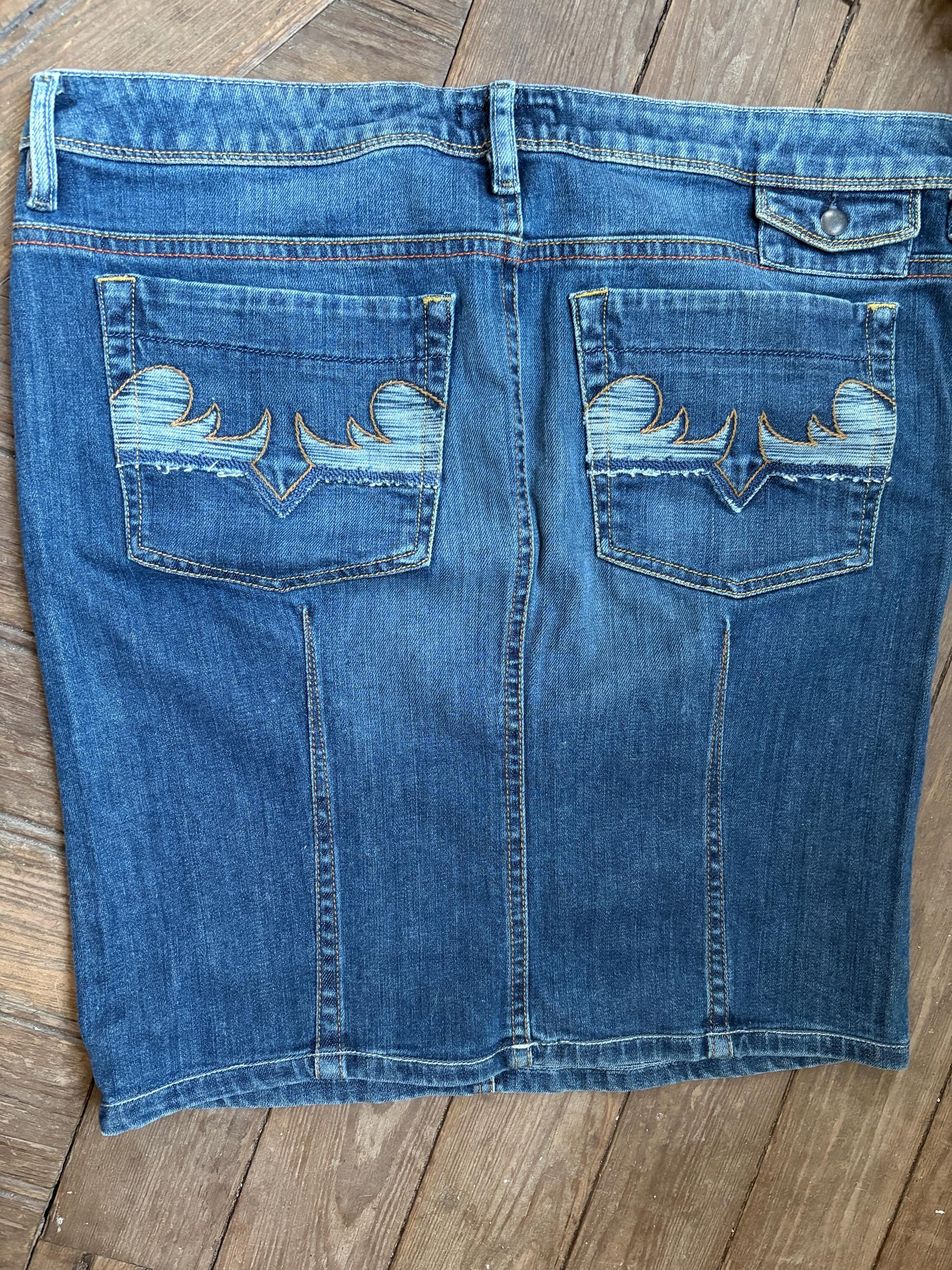 Vintage Diesel Denim Skirt – Y2K 90s Aesthetic, Stretch Denim, Mid-Length, Size EU 42 / UK 14 / US 10