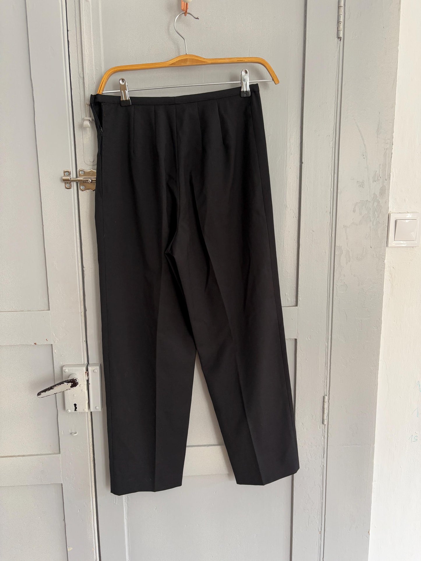 Vintage Borgofiori Black Wool Pants – High-Waisted Cropped Trousers – Made in Italy – Minimalist Chic
