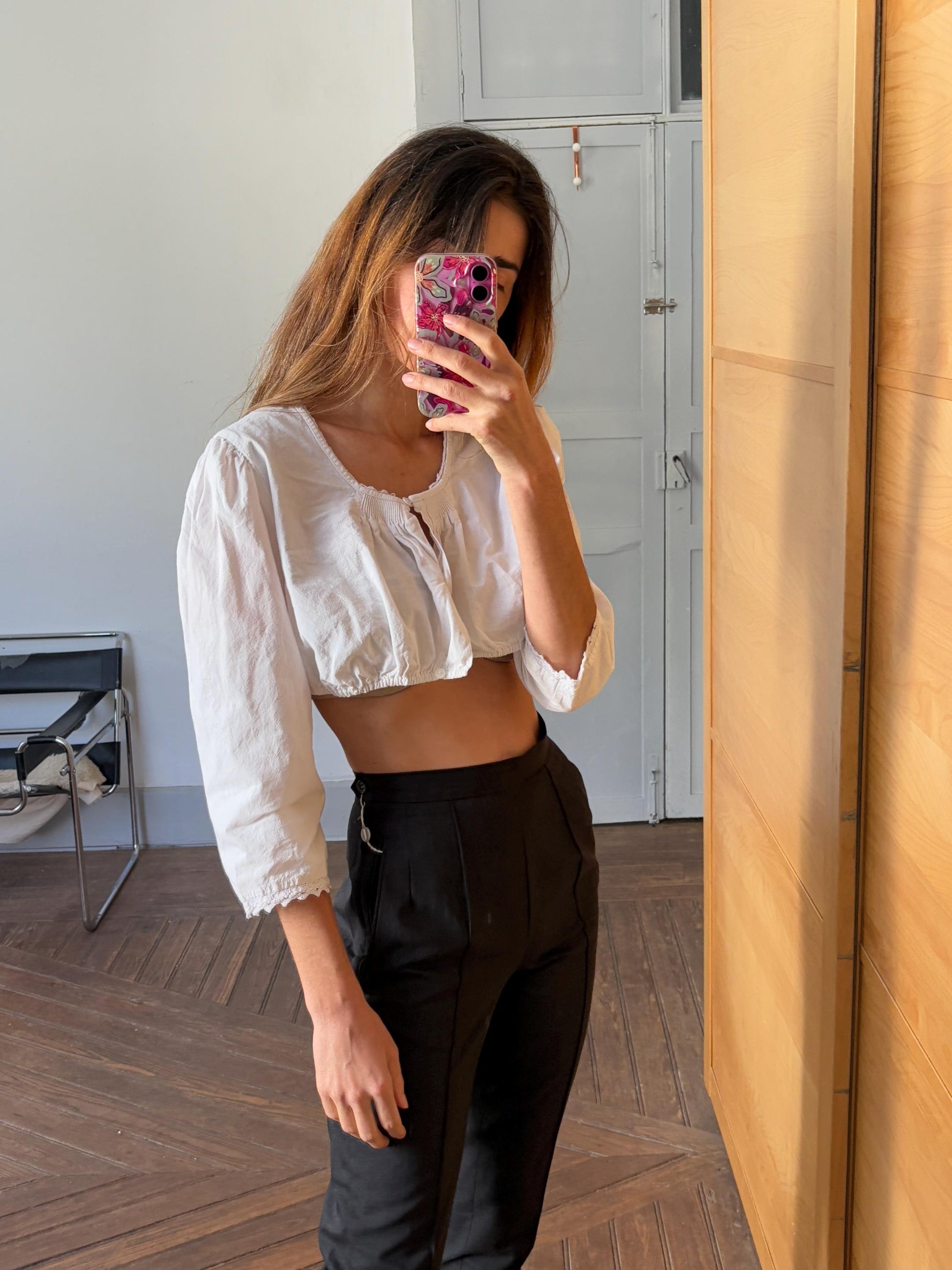 Vintage white romantic crop top, German folklore white puff sleeve dirdnl top, French antique cottage core blouse,