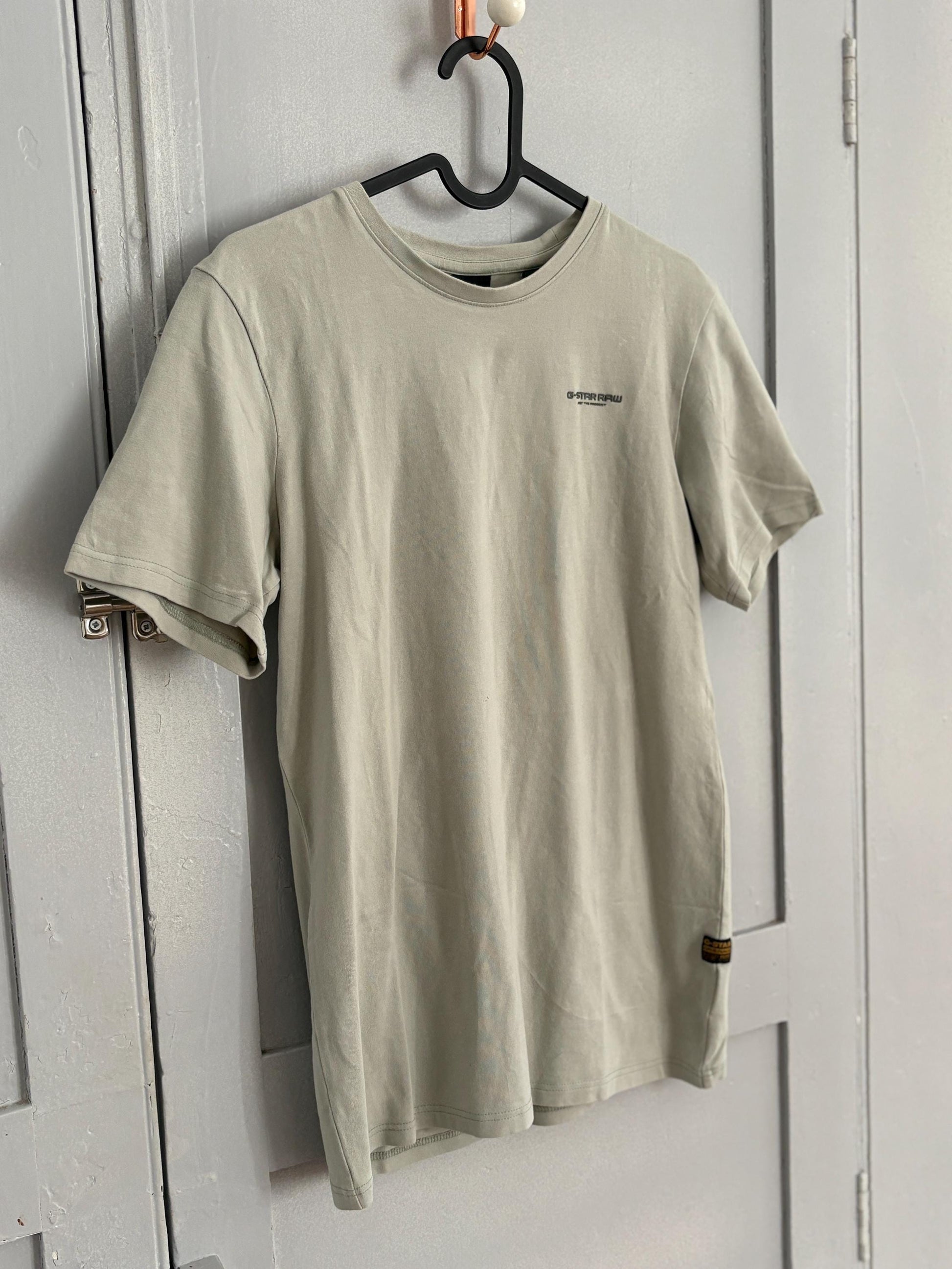 Vintage G-Star Raw Slim Fit T-Shirt – Sustainable, Minimalist, Streetwear Style, Size XS -S