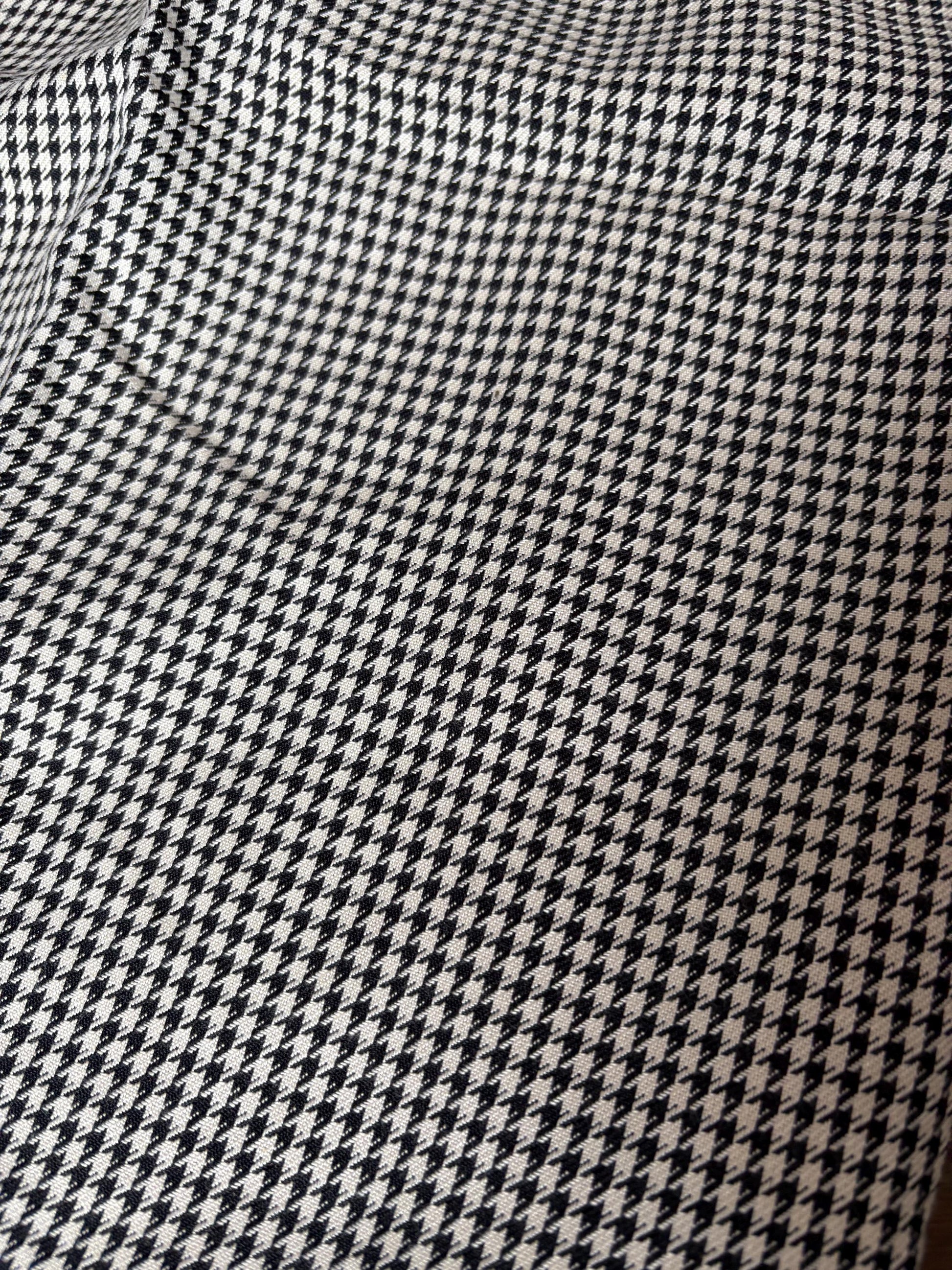 Vintage High-Waist Houndstooth Skirt – Chic.