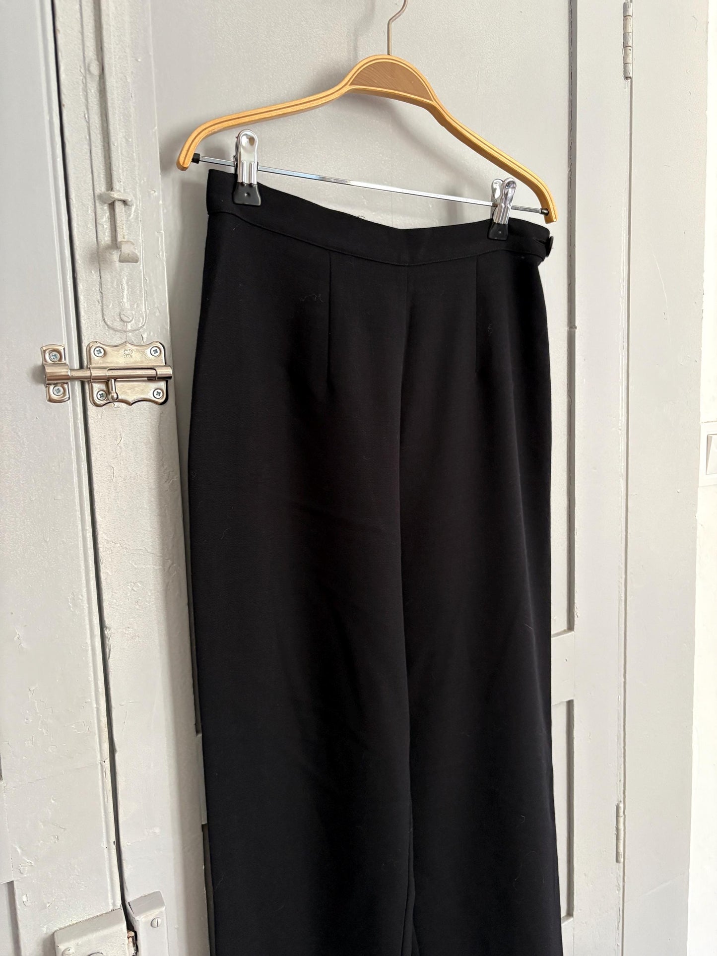 Vintage Italian Designer black dark academia trousers, Wool high waist Serena Gaison pants, Made in Italy, Luxury cropped pants