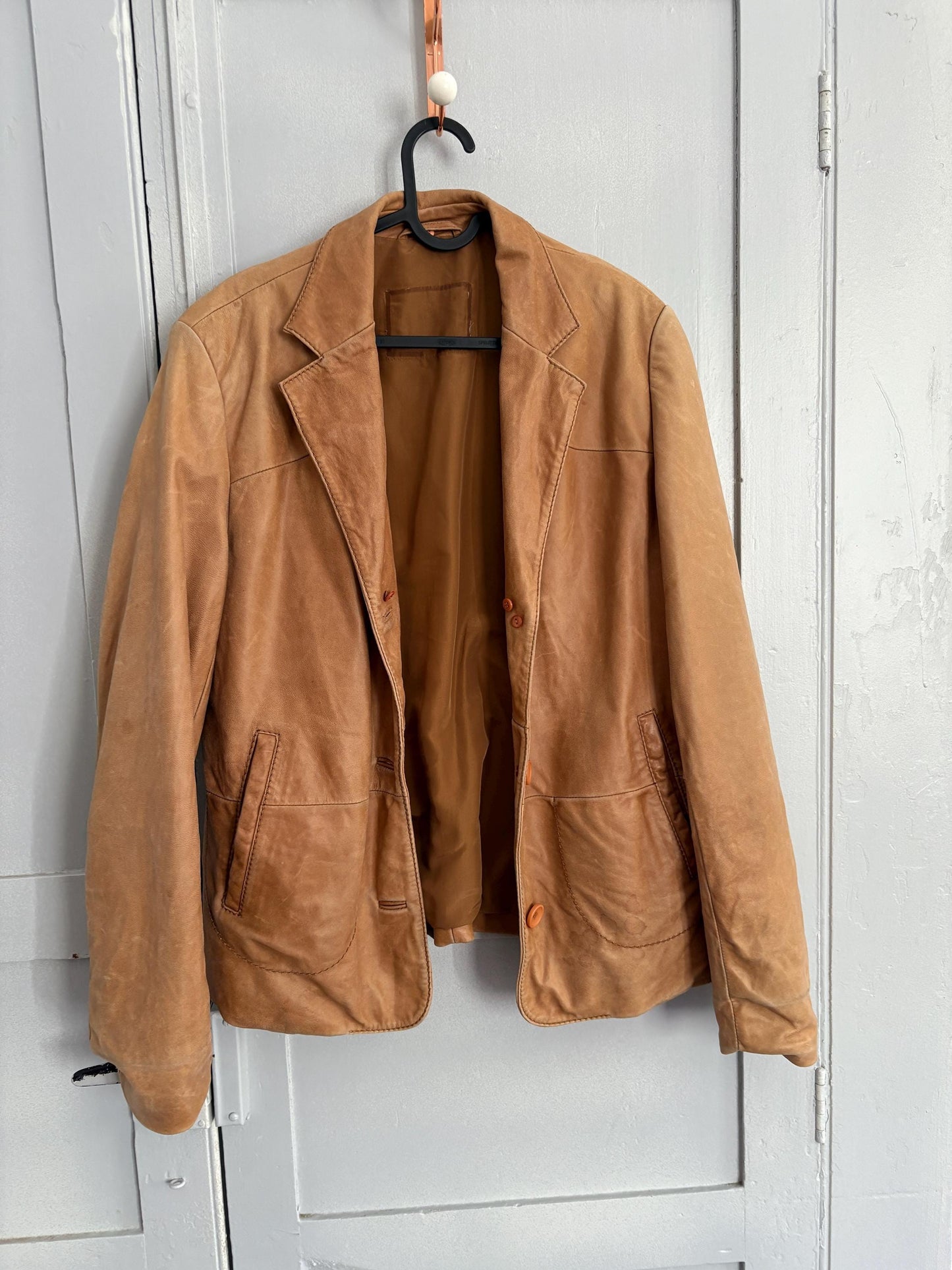 Vintage Piel de Caprino leather blazer, Tan light brown jacket, unisex casual oversized fit, classic retro 90s aesthetic,