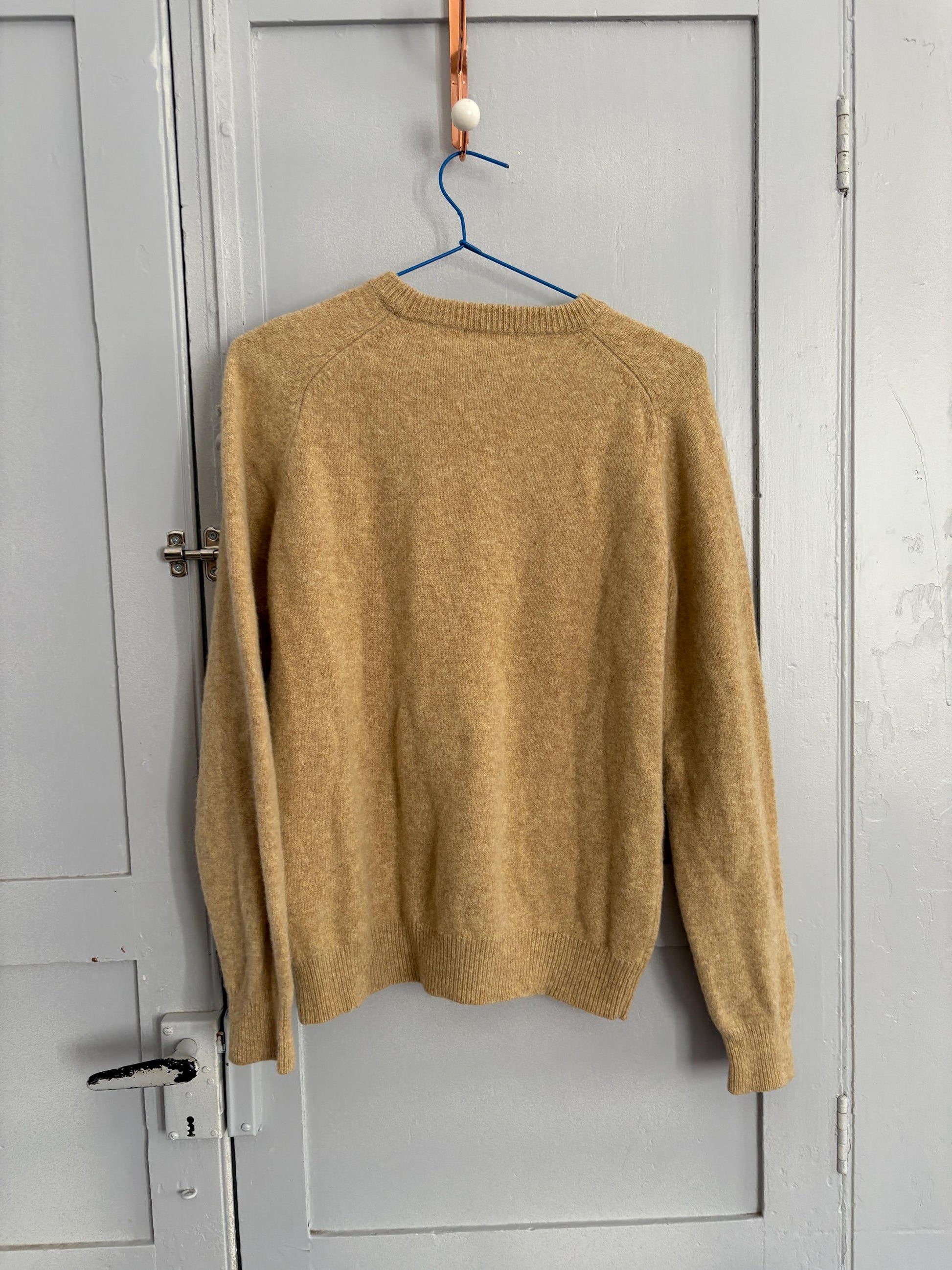 Vintage 100% Lambswool Jumper, Classic Crewneck Sweater, Light Academia Aesthetic, Minimalist Knitwear, Size M-L