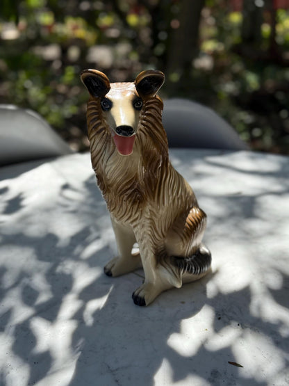 Vintage Ceramic Collie Dog Figurine — fabric close-up