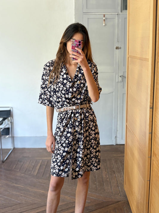 Vintage floral dress, 90s button-down midi dress, dark academia aesthetic, cottagecore fashion, retro feminine outfit, classic vintage style