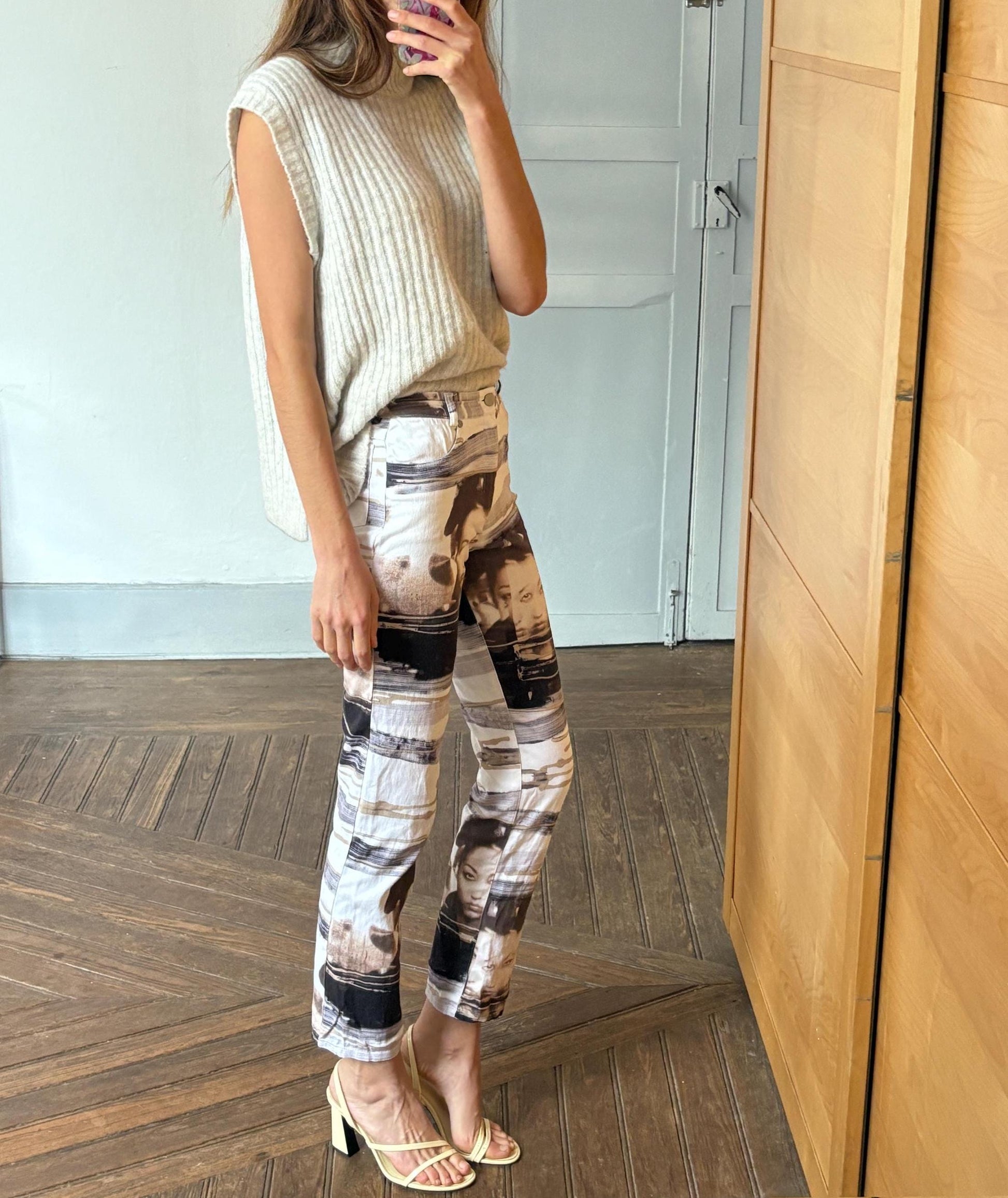 Vintage Kleymac printed jeans, artistic Y2K straight-leg pants, statement high-waisted denim, bold retro aesthetic, Linea Kleymac Sport