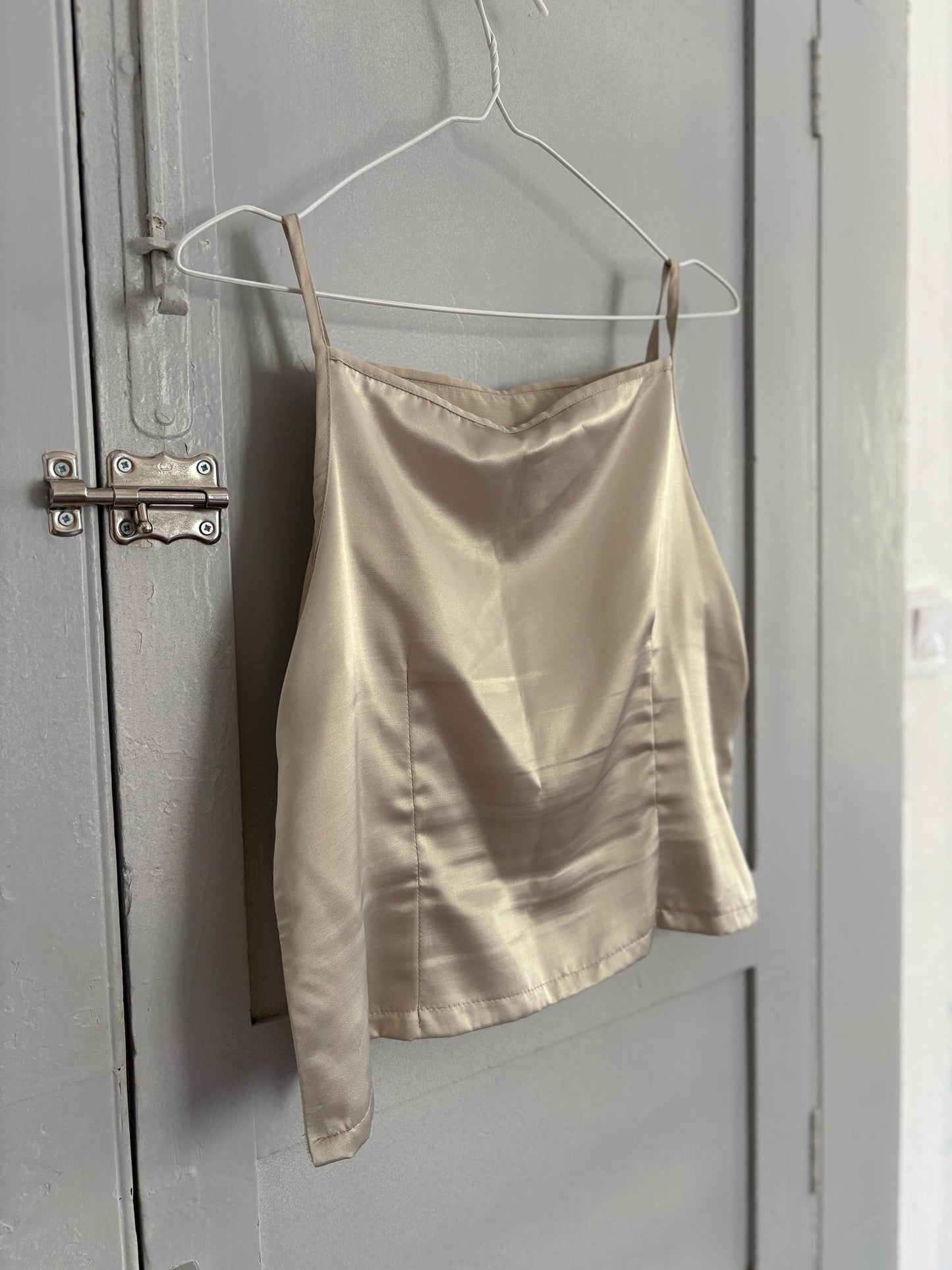 Vintage Fhertton Barcelona Satin Camisole – Designer Luxury Spanish Label – Champagne Gold Slip Top – Size L