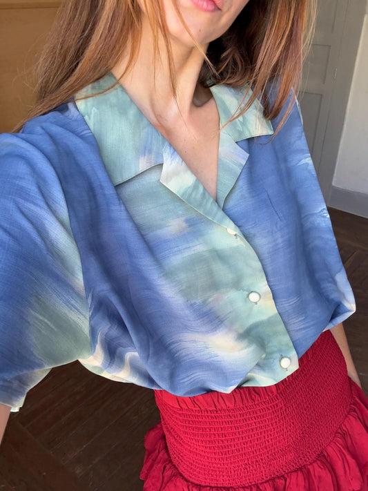 Vintage retro women's blouse, Abstract 70s woman shirt, Cropped summer blouse, Blue tie dye pattern shirt, Colourful flashy top