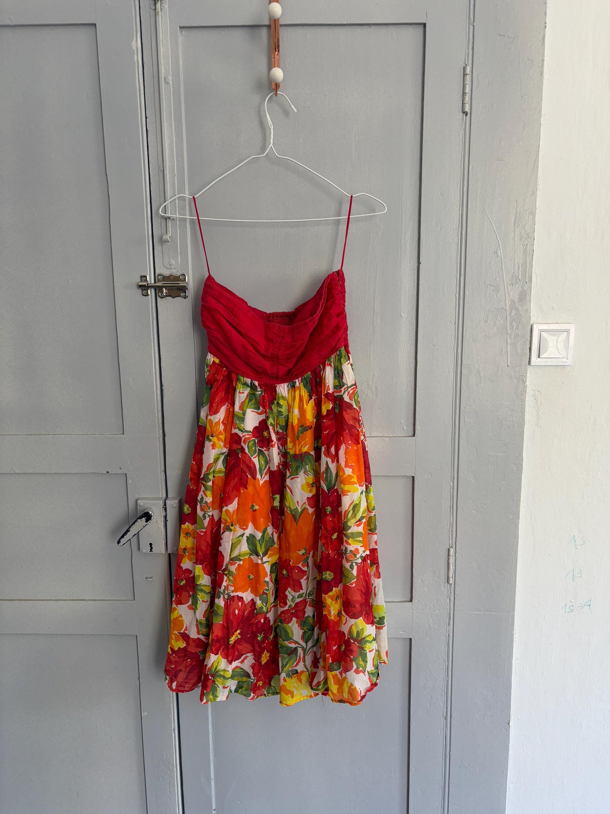 Vintage Colourful summer dress, Strapless red floral midi dress, Flower print housewife dress, Retro 80s woman dress