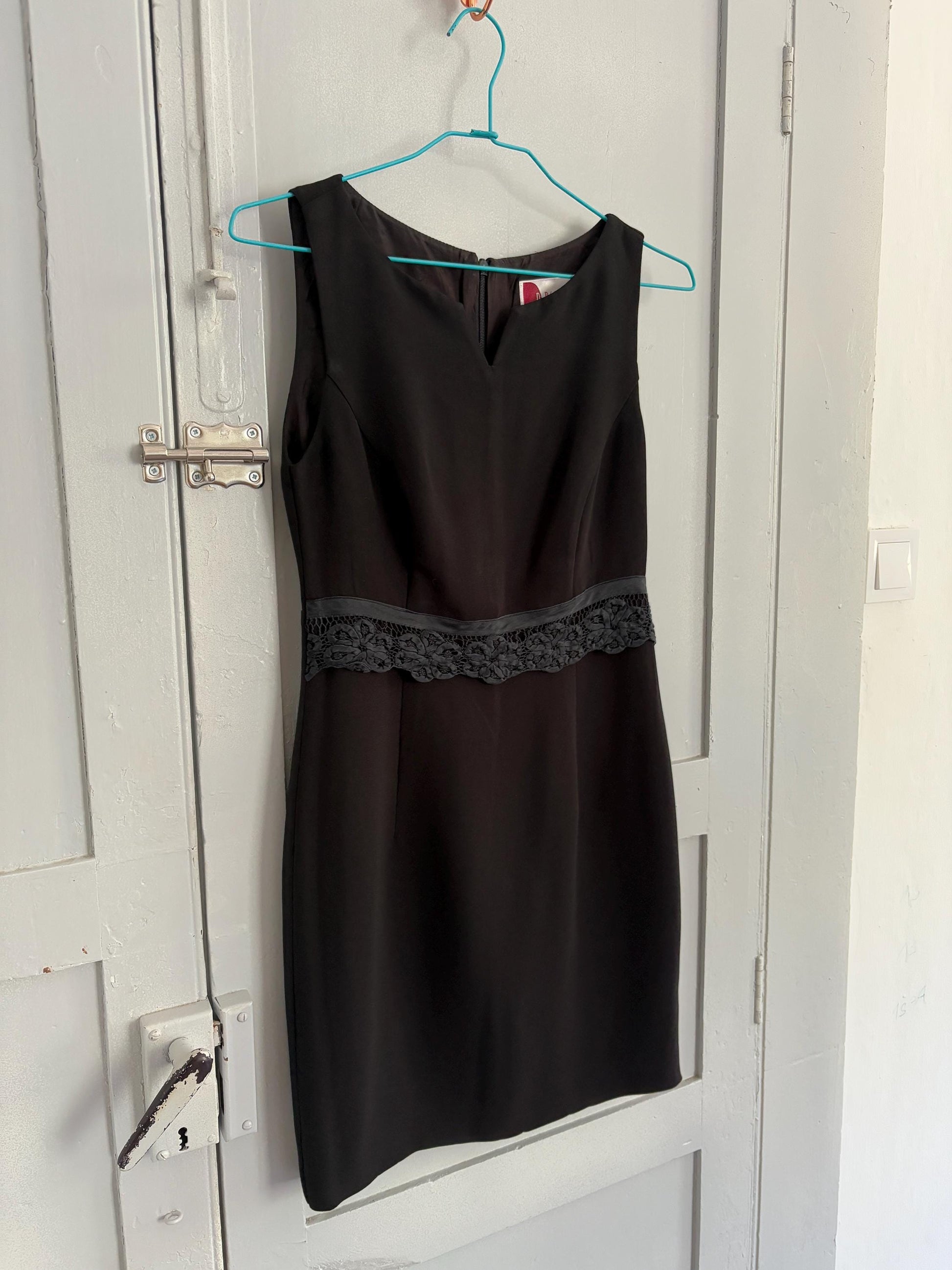 Vintage luxury designer black formal mini dress, Elegant El Corte Ingles short dress, Made in England, Size XS