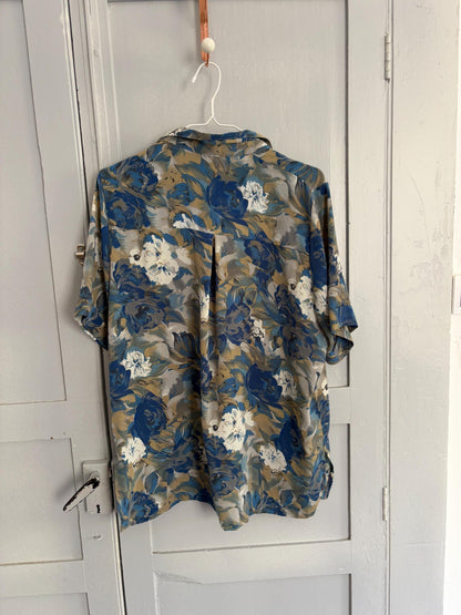 Vintage Floral Blouse in Blue Print — additional view 6
